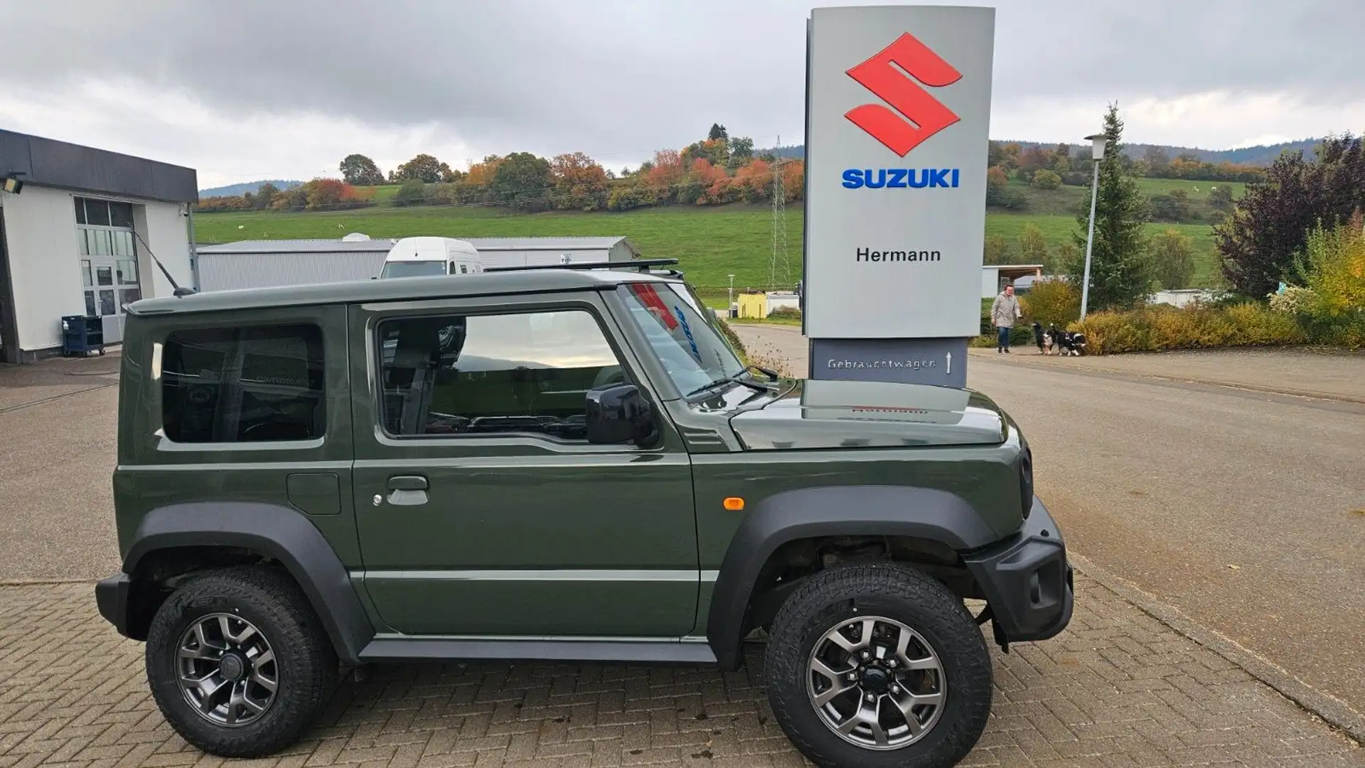 Suzuki Jimny 1.5 ALLGRIP Comfort+ 4 Sitze Vert - 1
