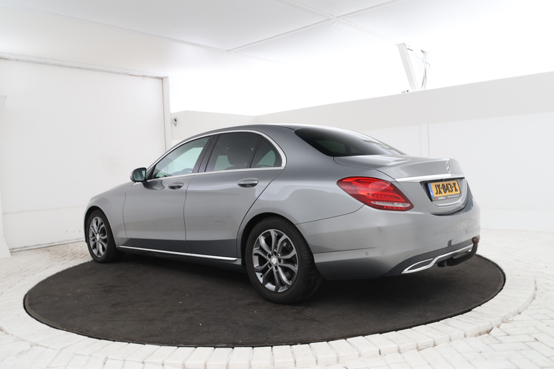 Mercedes-Benz C 180 Prestige — photo 3