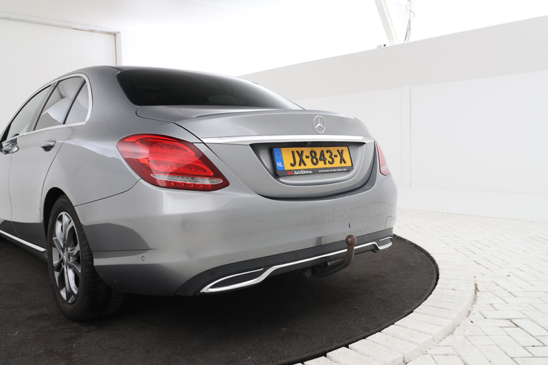 Mercedes-Benz C 180 Prestige — photo 9