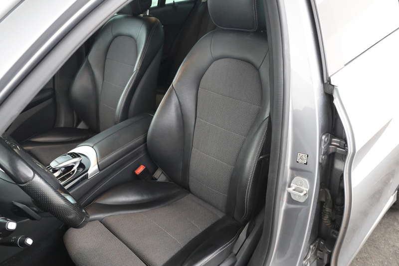 Mercedes-Benz C 180 Prestige — photo 15