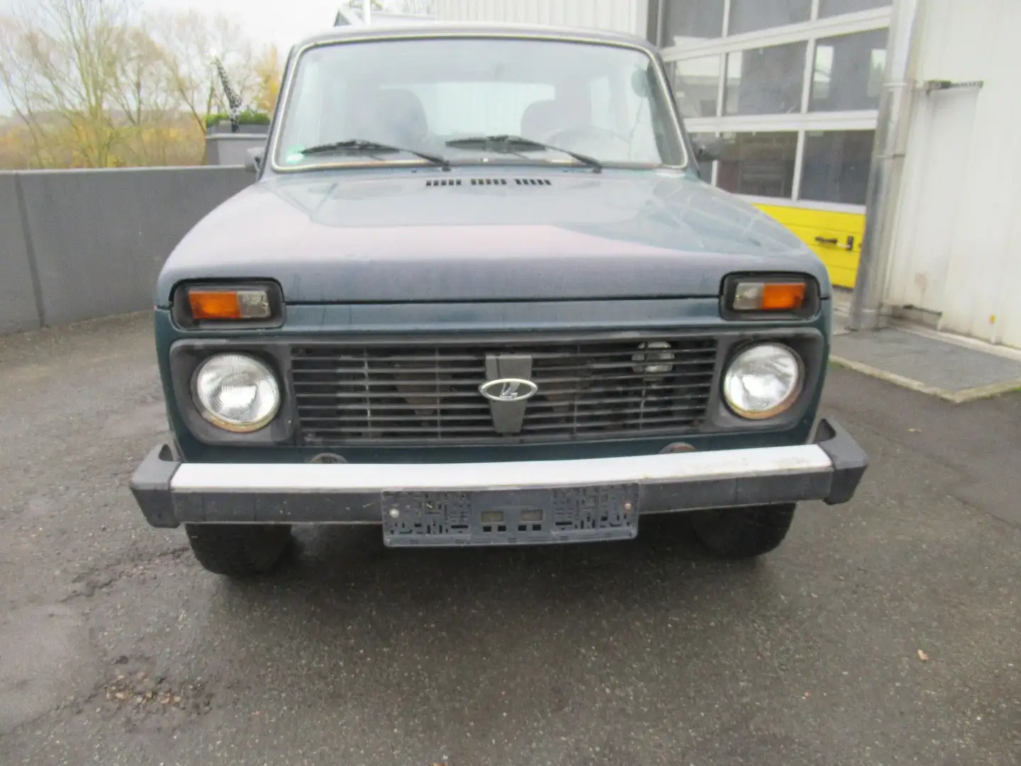 Lada Niva NIVA 4x4  AHK RADIO 1.HAND zelena - 2