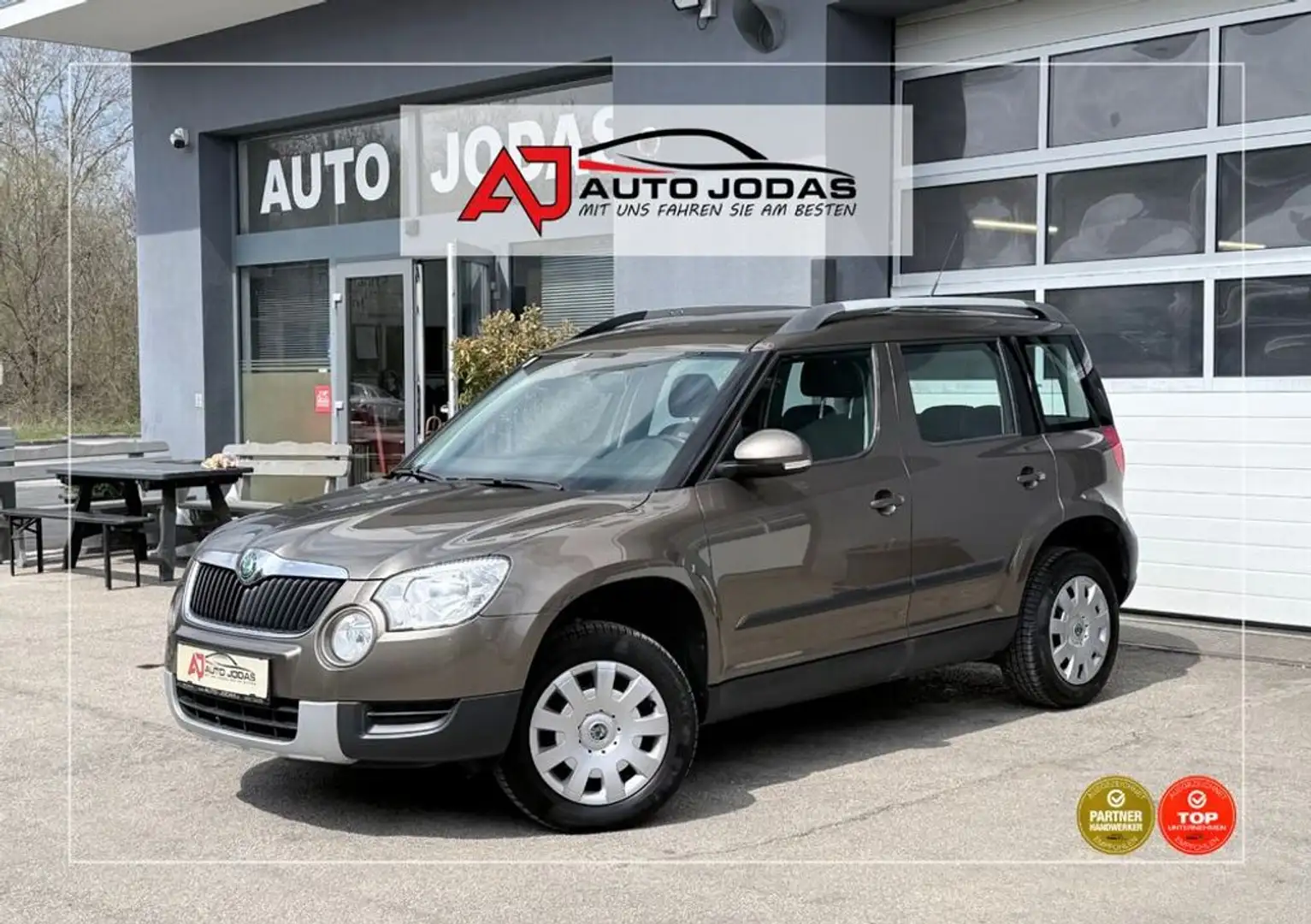 Skoda Yeti Twenty Ambition 1.2 TSI **Sitzheiz/Tempomat** Braun - 1