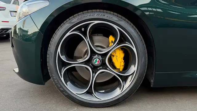 Alfa Romeo Giulia view 6