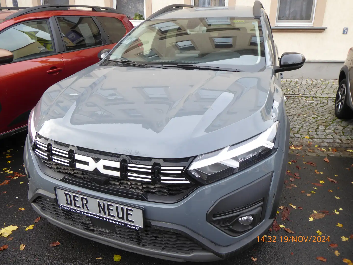 Dacia Jogger Extreme Grau - 1