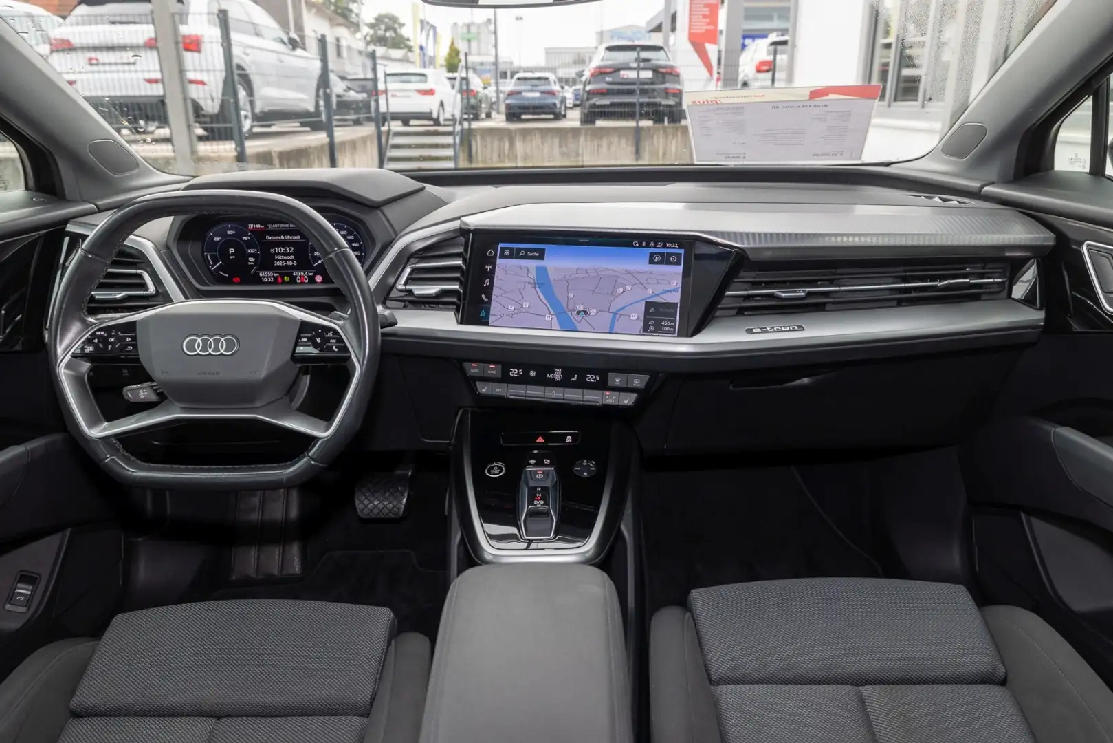 Audi Q4 e-tron e-tron 40 (Navi+, RFK, ASI, sound, LED, KS) Schwarz - 2