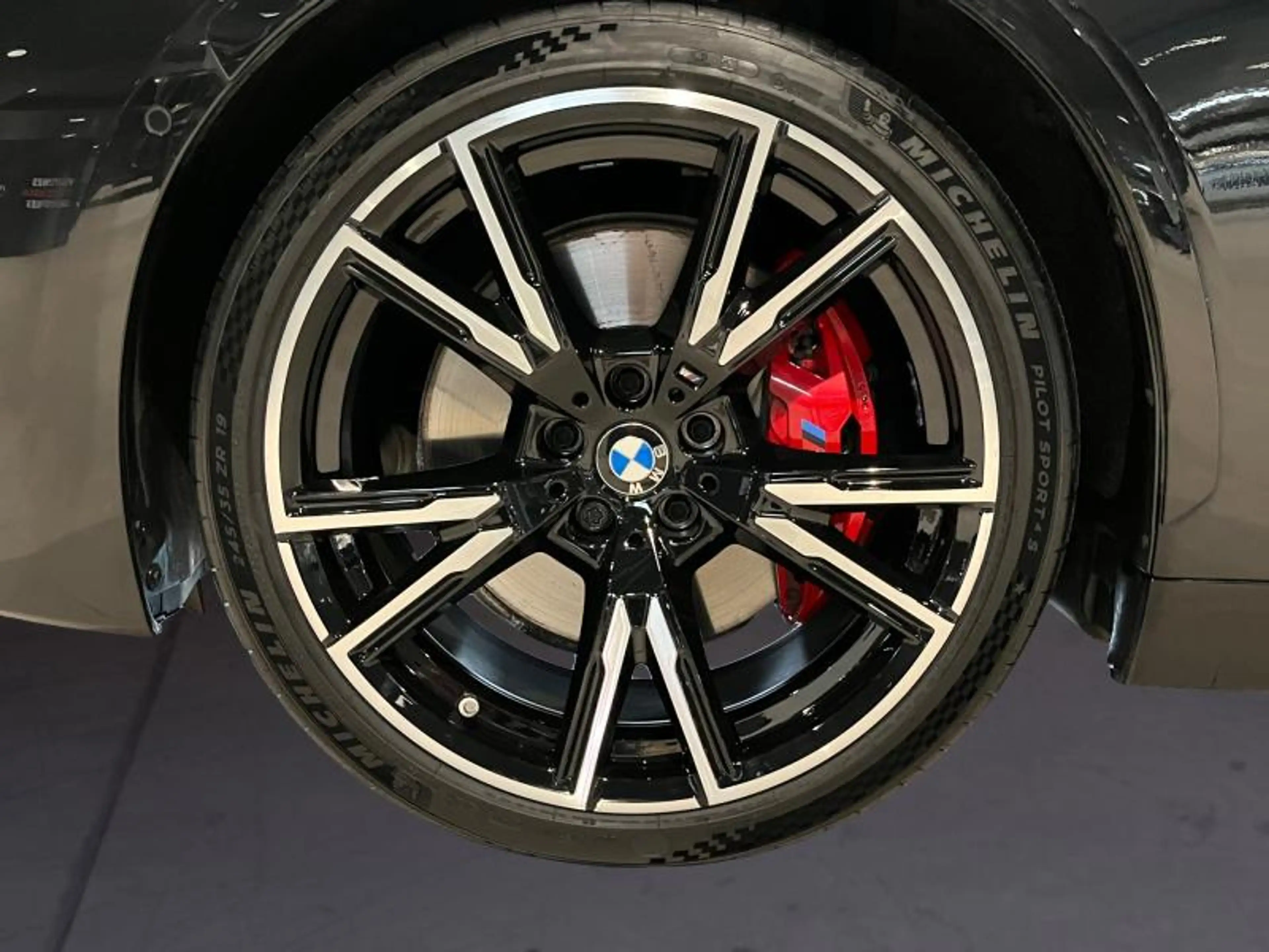 BMW 240 M240i xDrive Coupé — photo 8