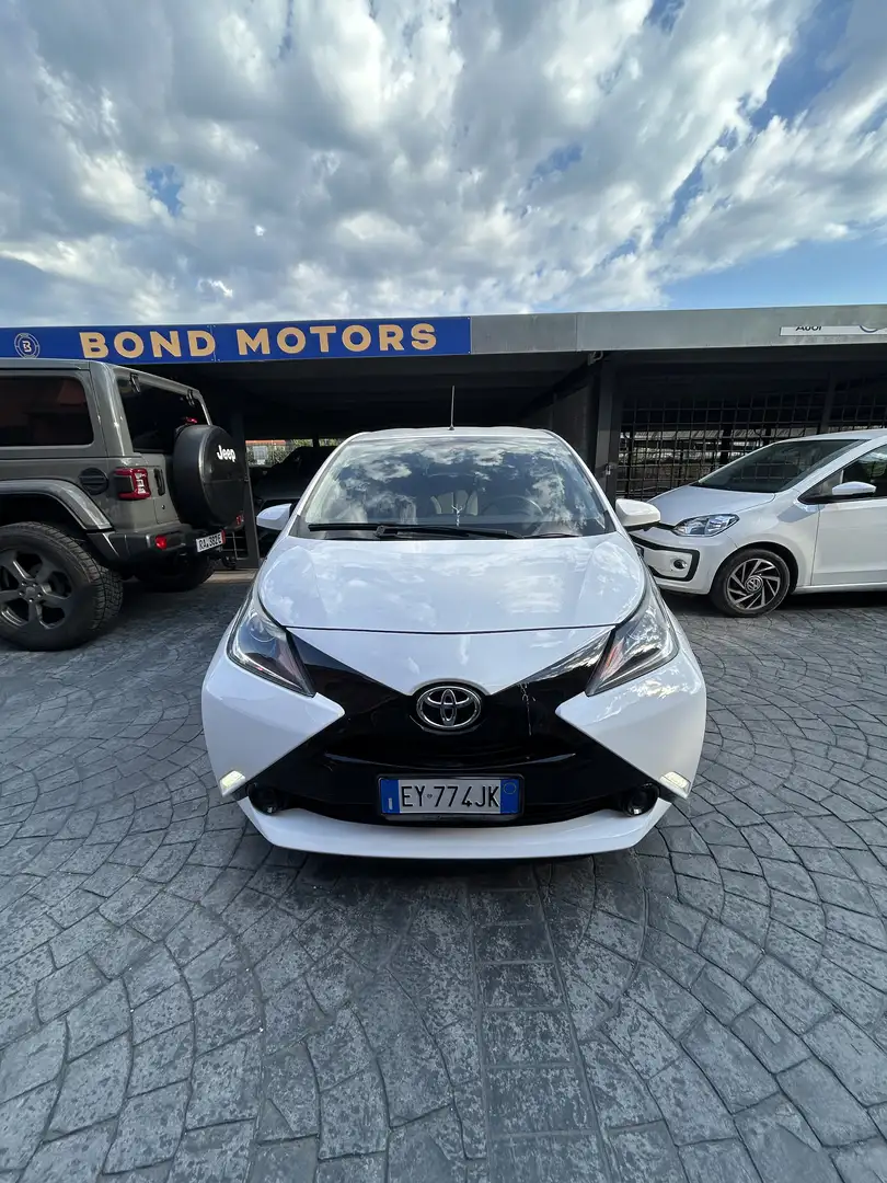 Toyota Aygo 5p 1.0 x-wave m-mt my15 - 1