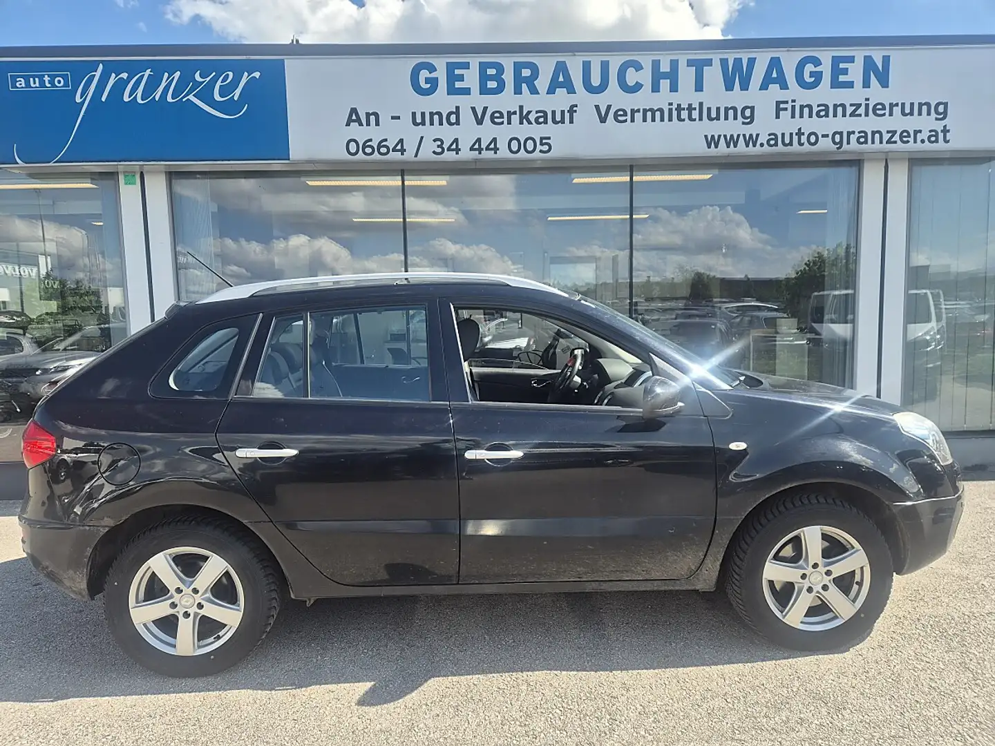 Renault Koleos 2,0 dCi 4x4 Dynamique DPF Schwarz - 1