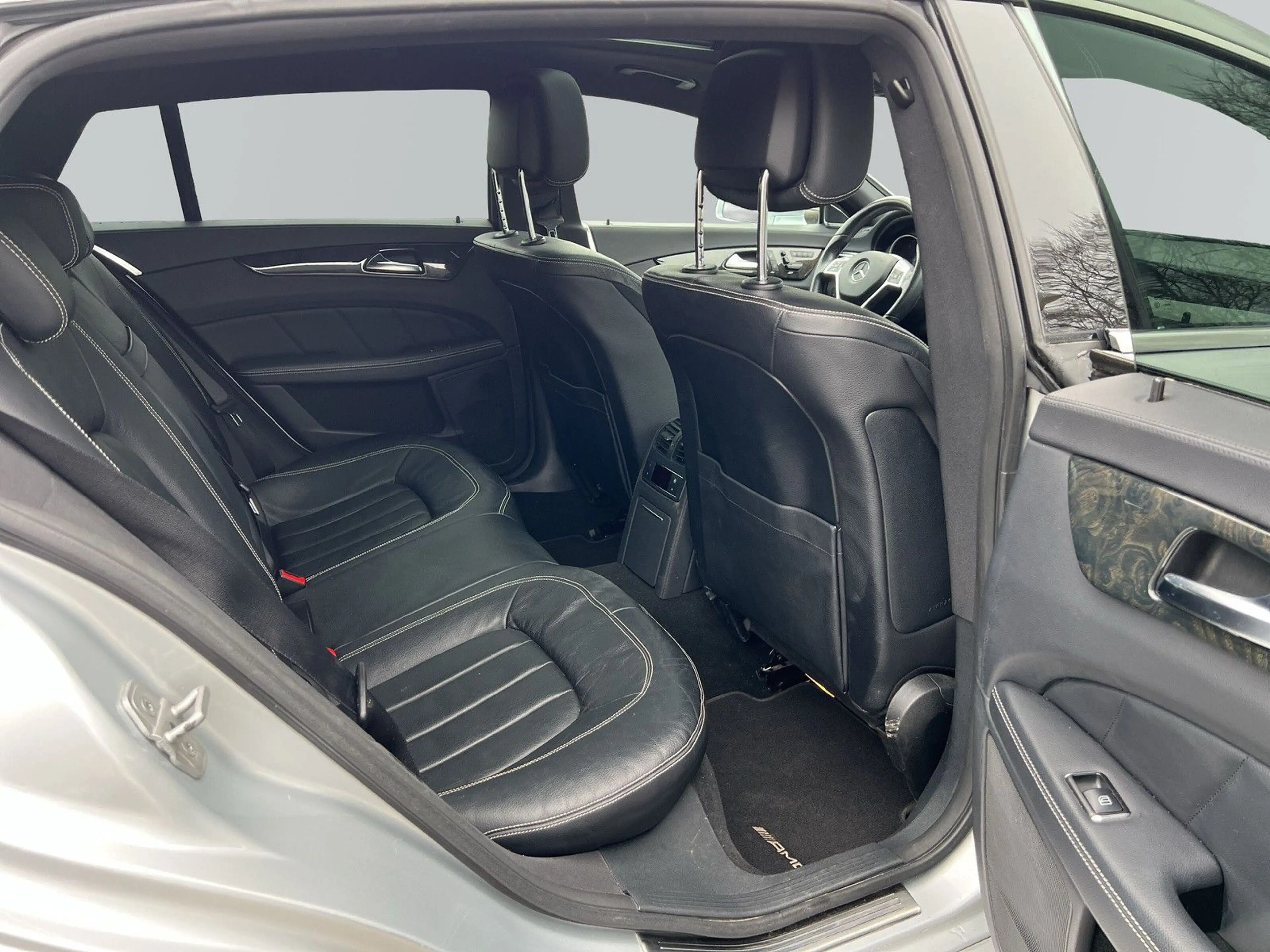 Mercedes-Benz CLS 250 AMG Line *CAM *Dist+ — photo 10