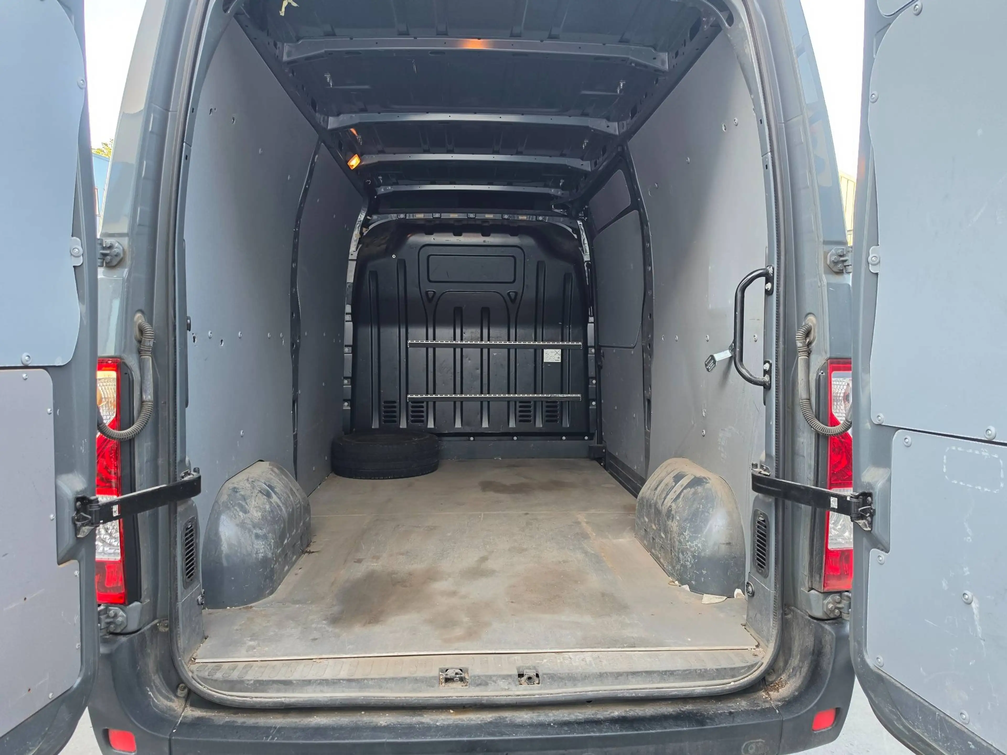 Nissan NV400 NV400 2.3 dCi L3H1 Acenta S/S — photo 6