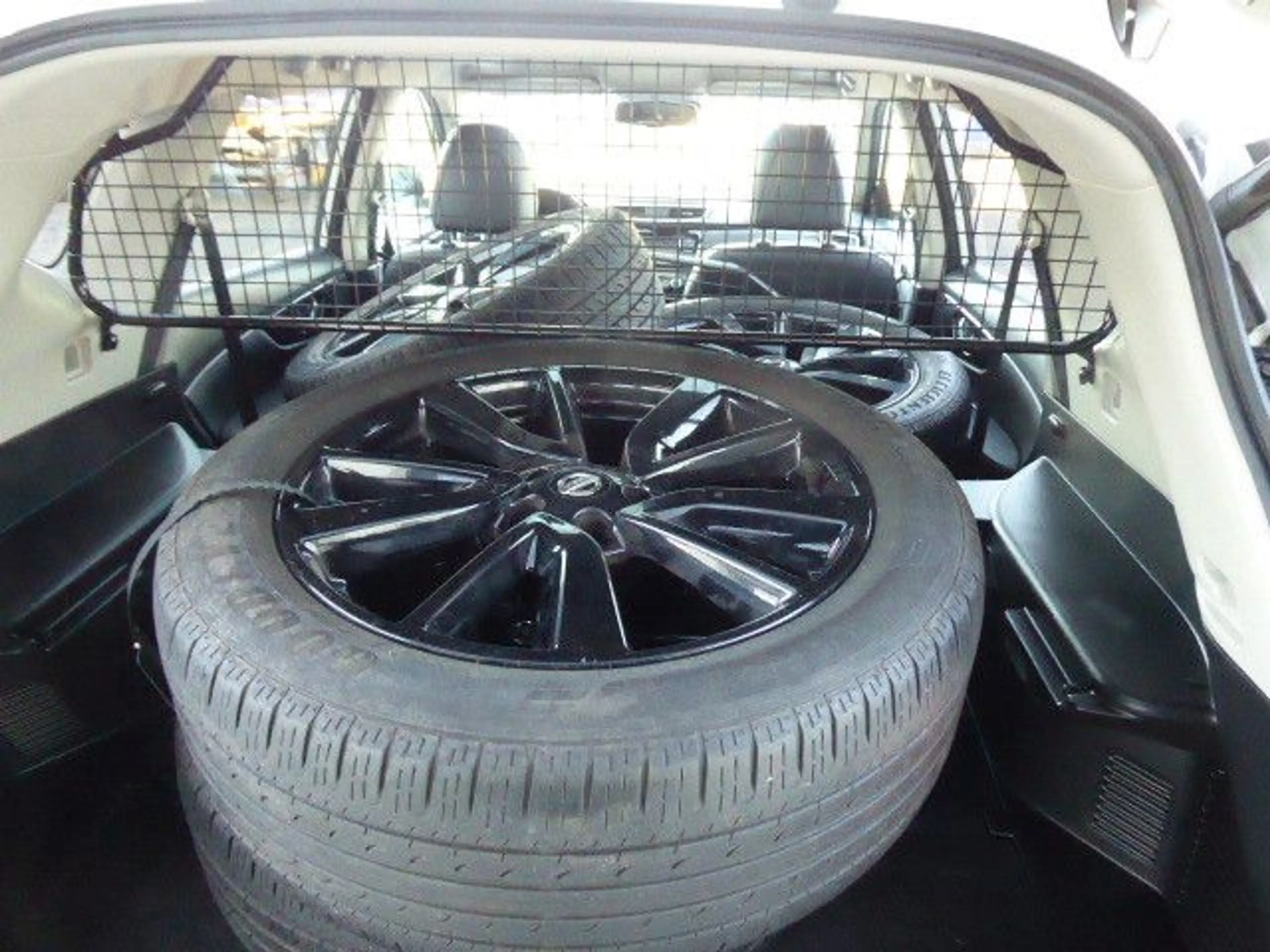 Nissan X-Trail Tekna 4x4 — photo 6