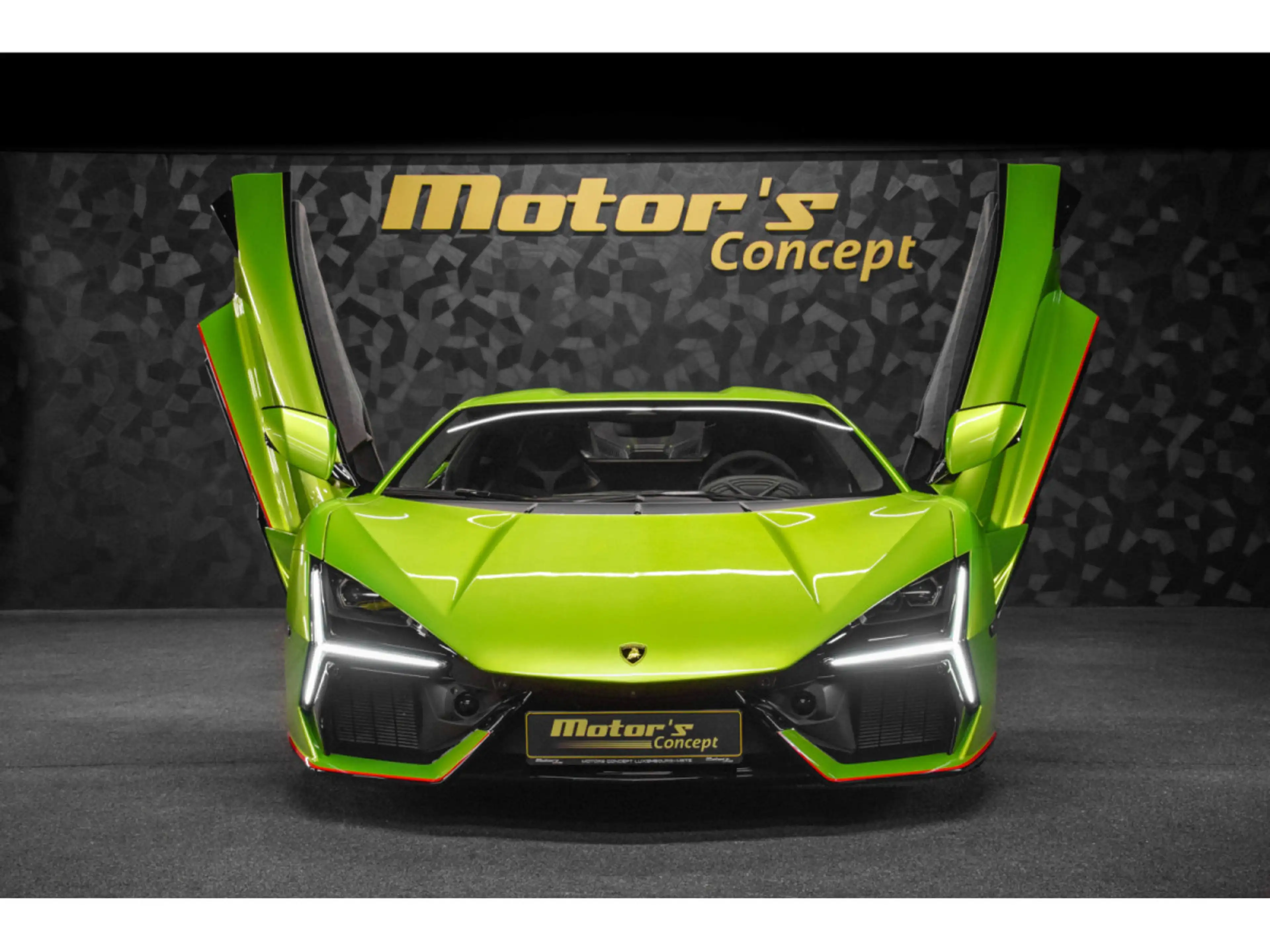 Lamborghini Revuelto AD PERSONAM - VERDE CITREA / ROSSO MARS — photo 4