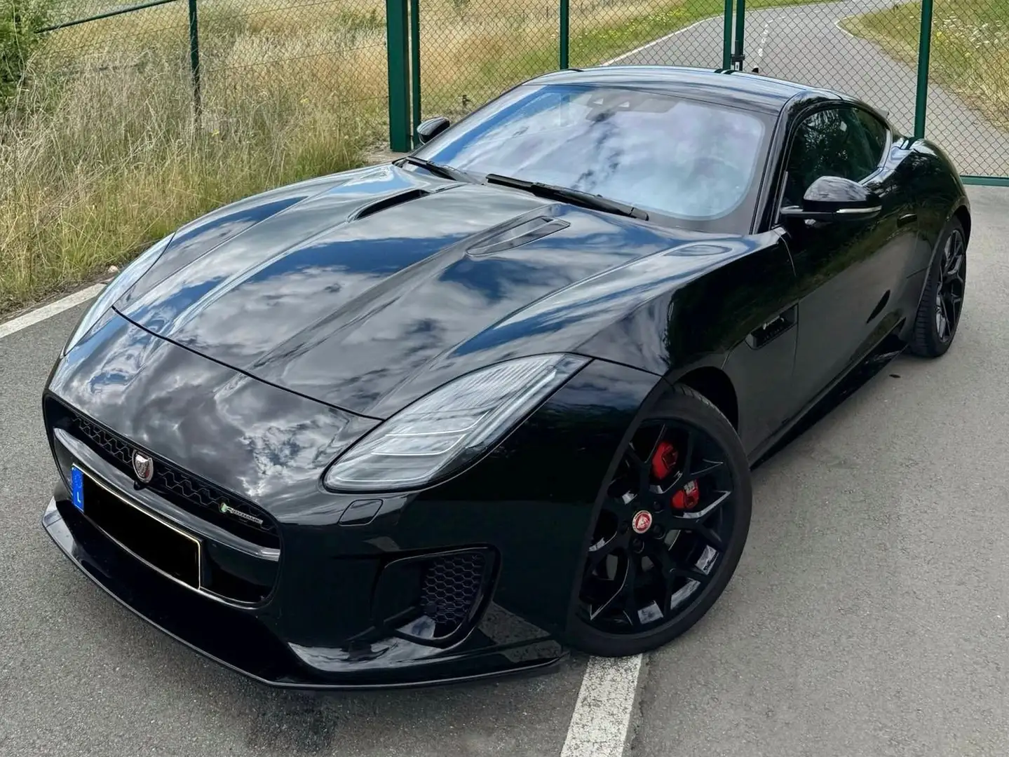 Jaguar F-Type F-Type Coupe 2.0 Aut. R-Dynamic Noir - 1