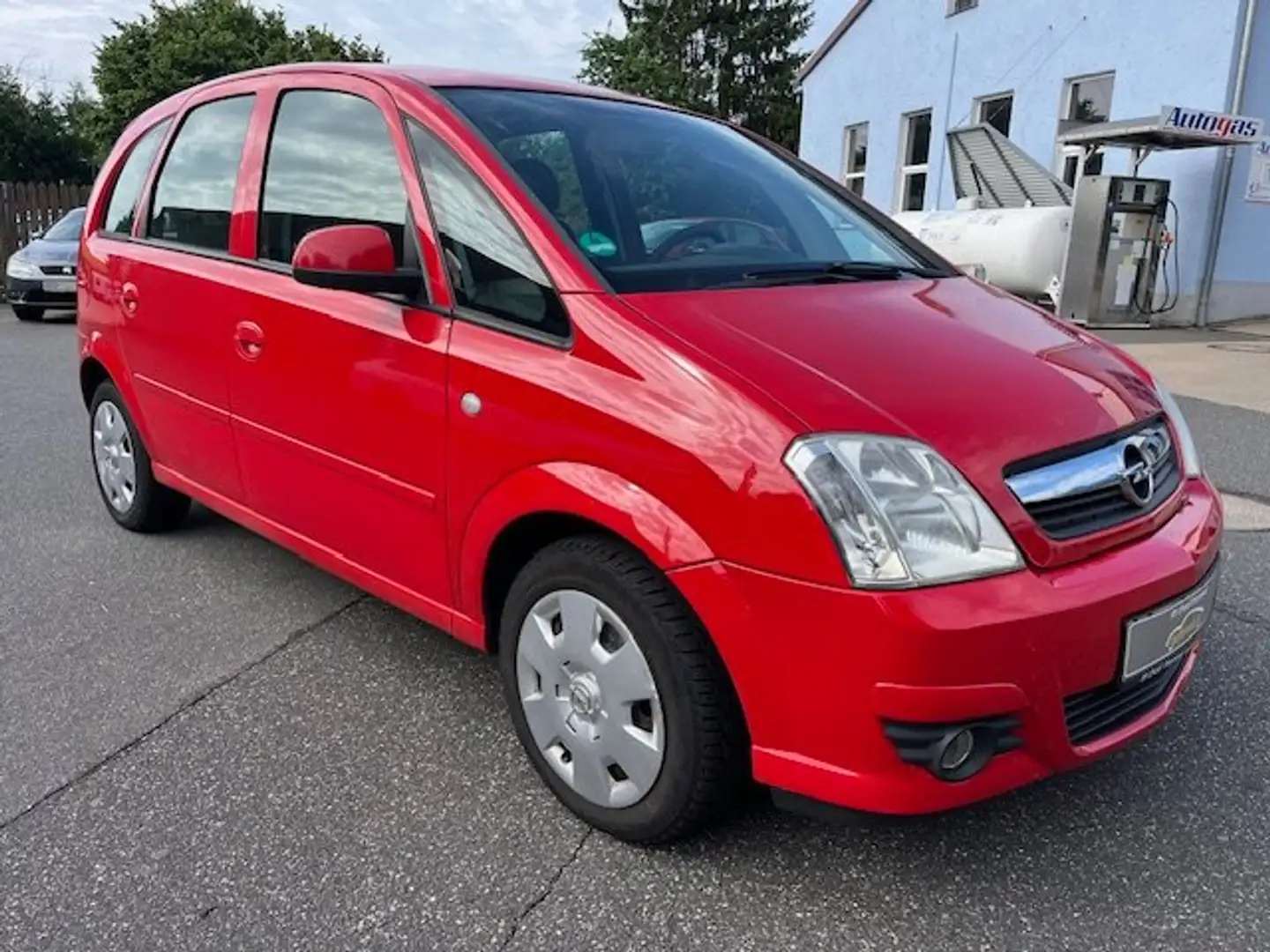 Opel Meriva Edition"Klimaanlage,PDC,AHK,TÜV 02/2026 Red - 2