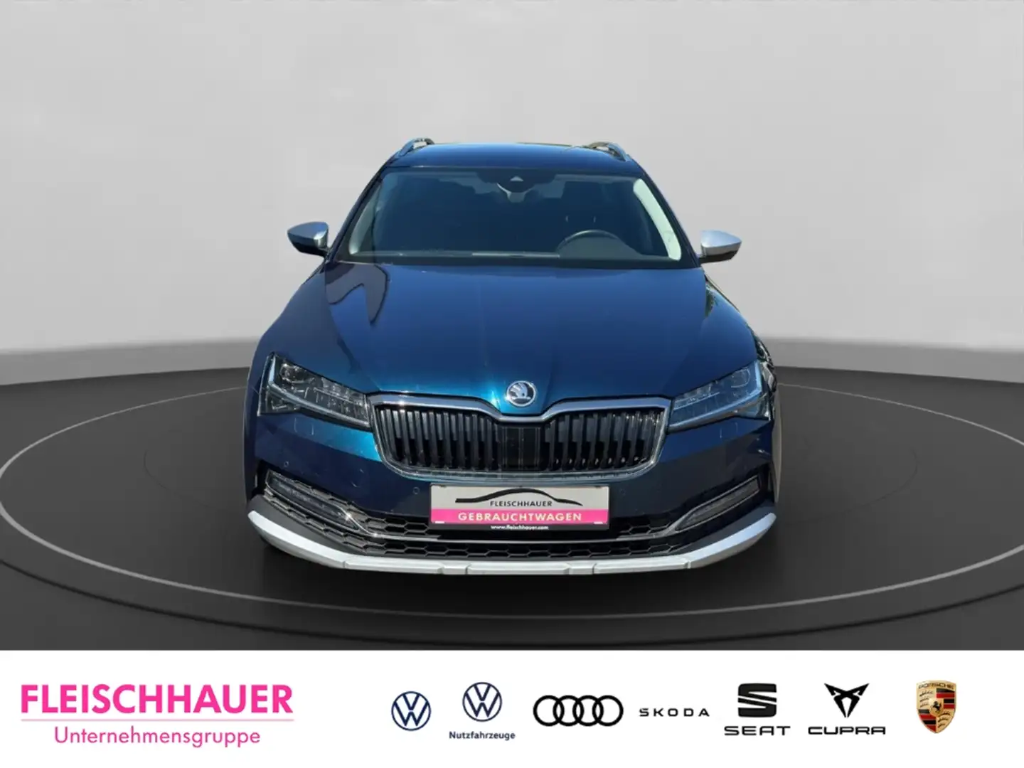 Skoda Superb 2.0 TDI Combi Scout DSG 4x4 AHK+Navi+CarPlay+ACC Bleu - 2