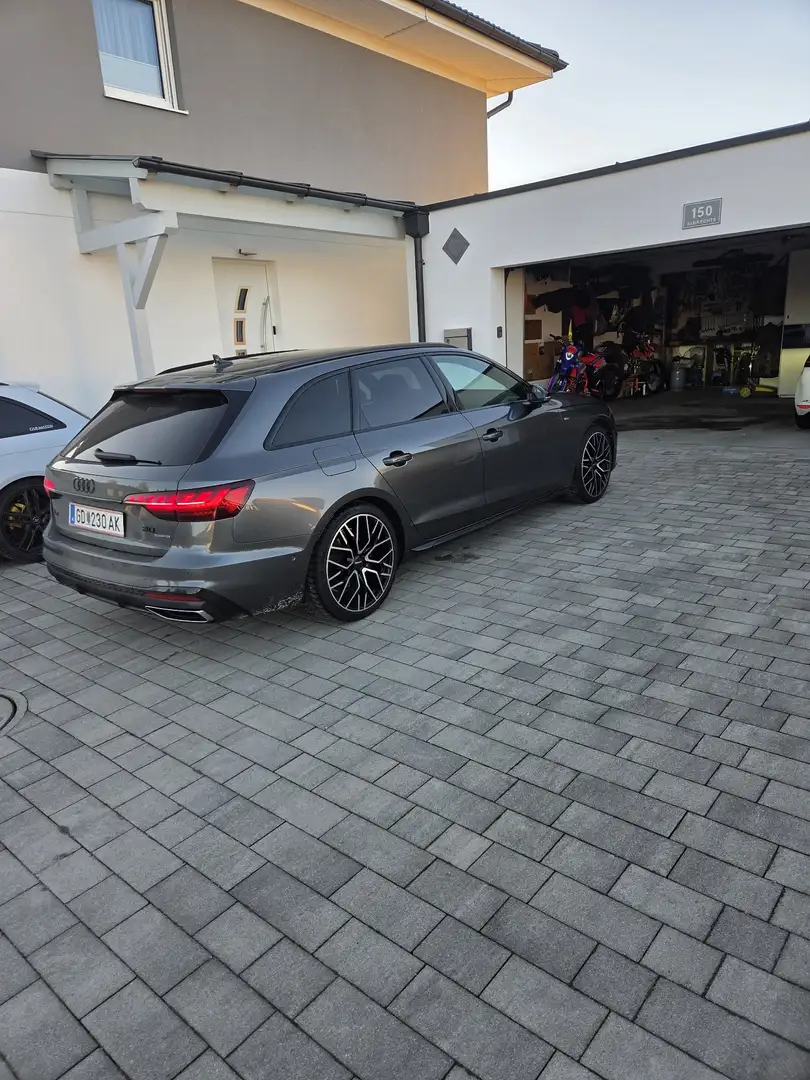 Audi A4 Avant 40 TDI quattro S-line S-tronic - 1