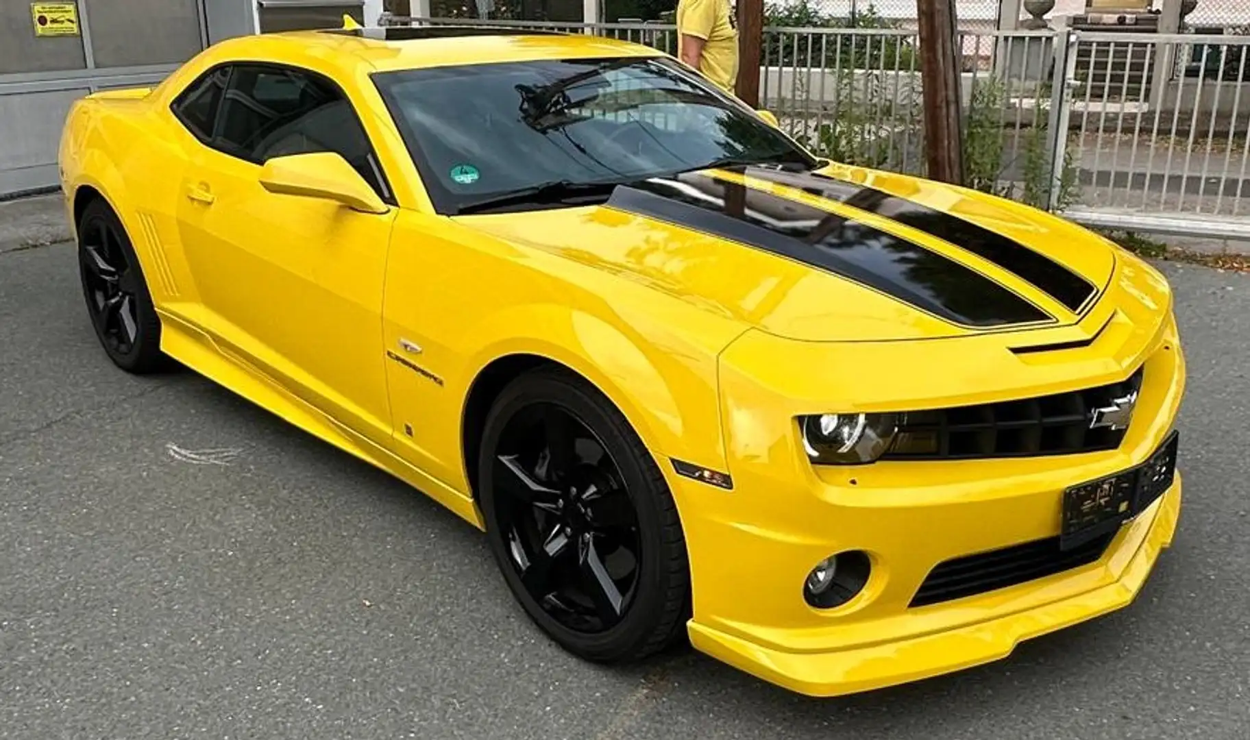 Chevrolet Camaro Camaro Coupé 6,2 Aut. Gelb - 1