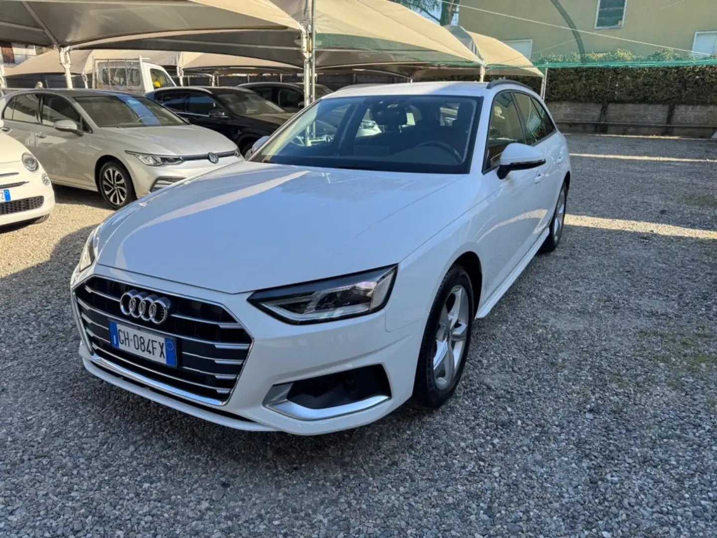 Audi A4 Avant 30 TDI/136 CV S tronic Business Advanced Bianco - 1