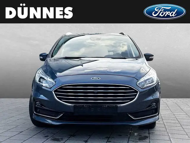 Ford Galaxy view 8