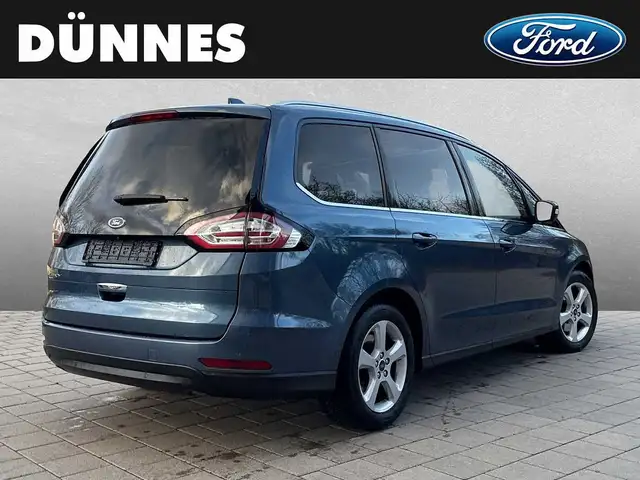 Ford Galaxy view 2