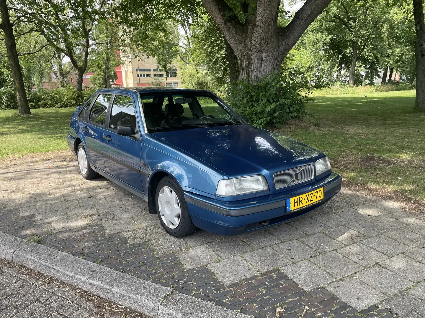 Volvo 440 1.8i Automatik Blue - 1