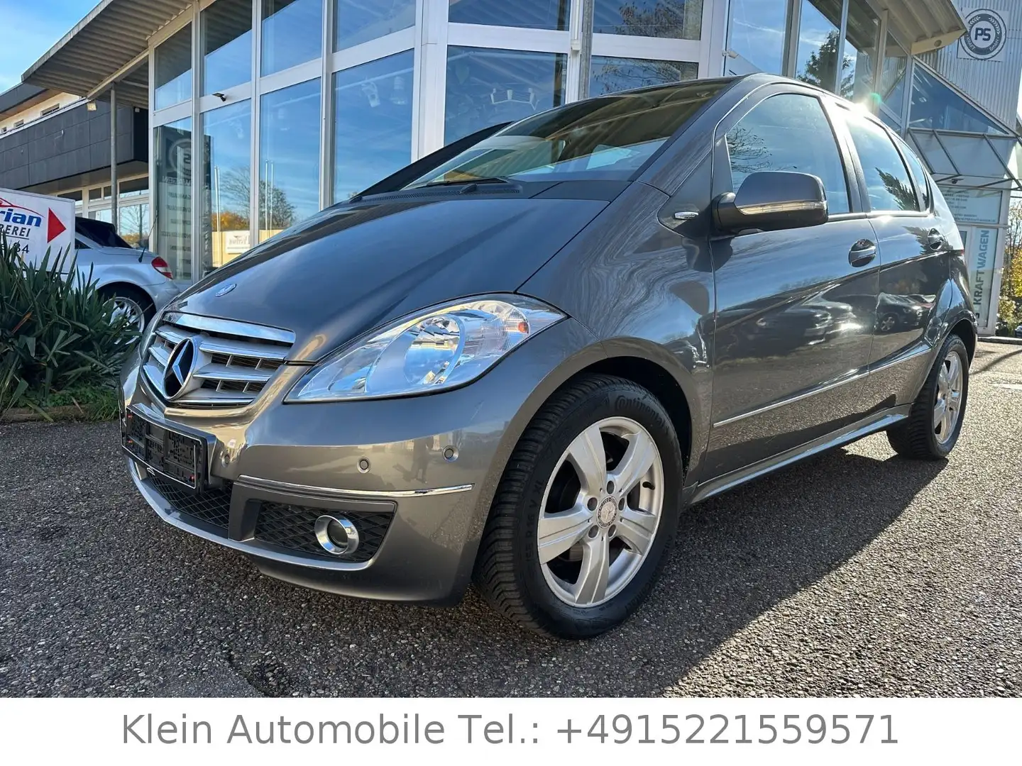 Mercedes-Benz A 180 Avantgarde TÜV NEU Leder AHK SHZ PDC Gris - 1