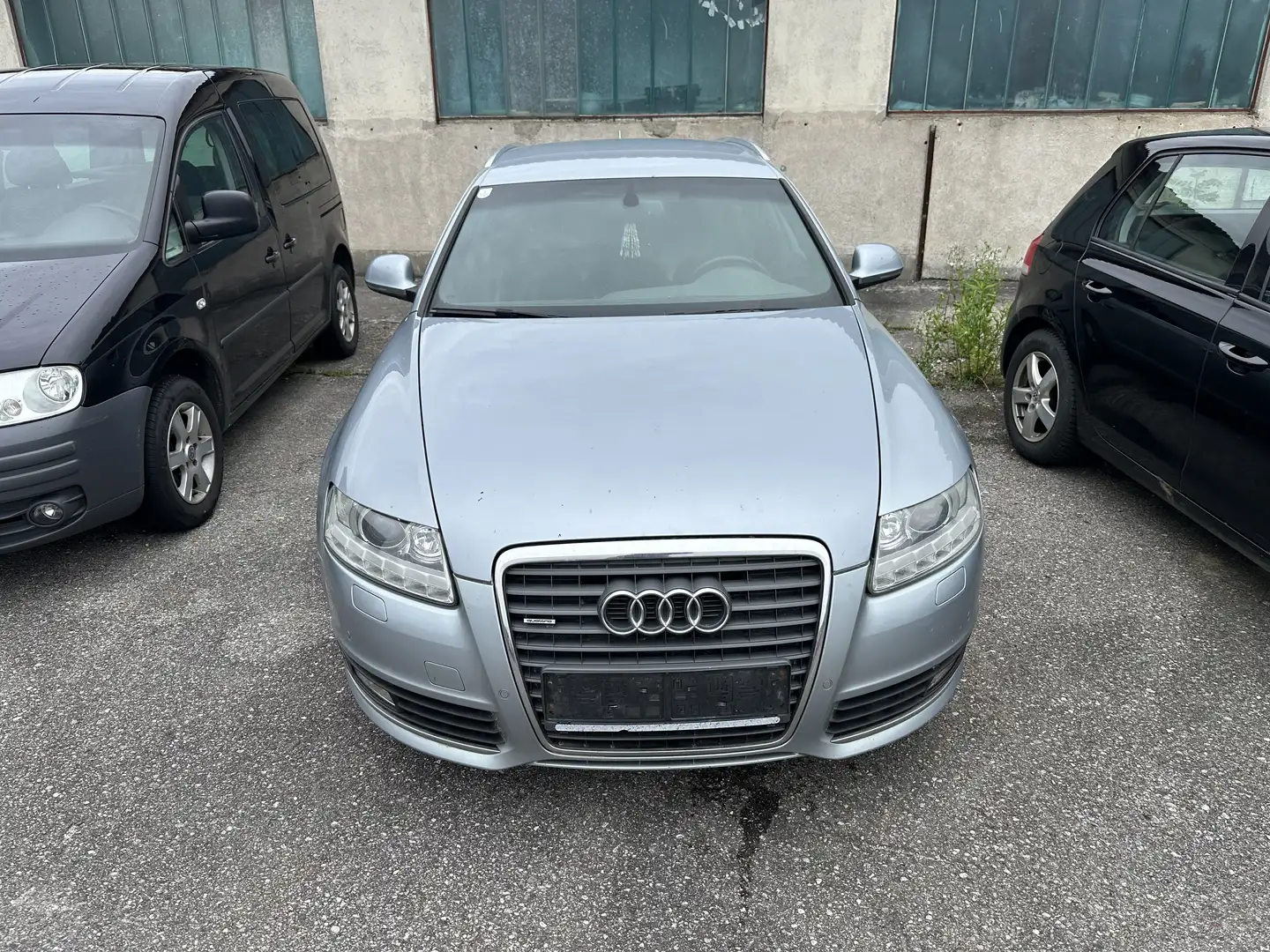 Audi A6 Avant 2,7 TDI V6 quattro DPF Tiptr. Grau - 2