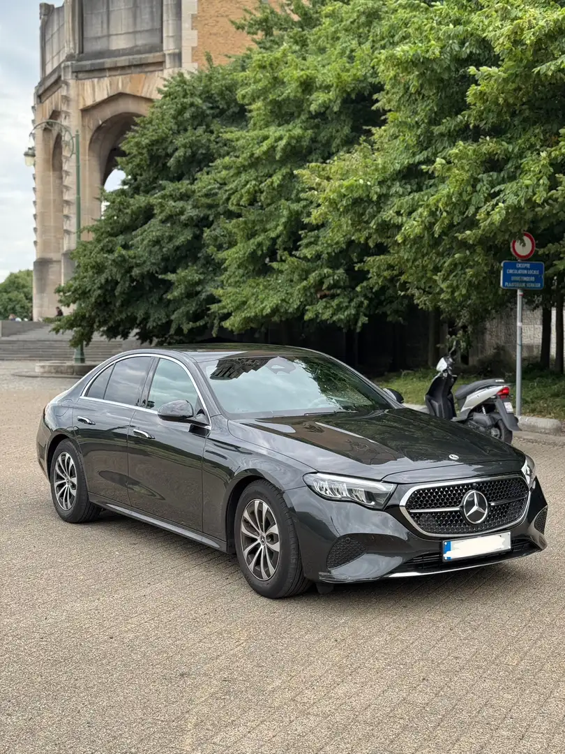 Mercedes-Benz E 220 11000km - 1