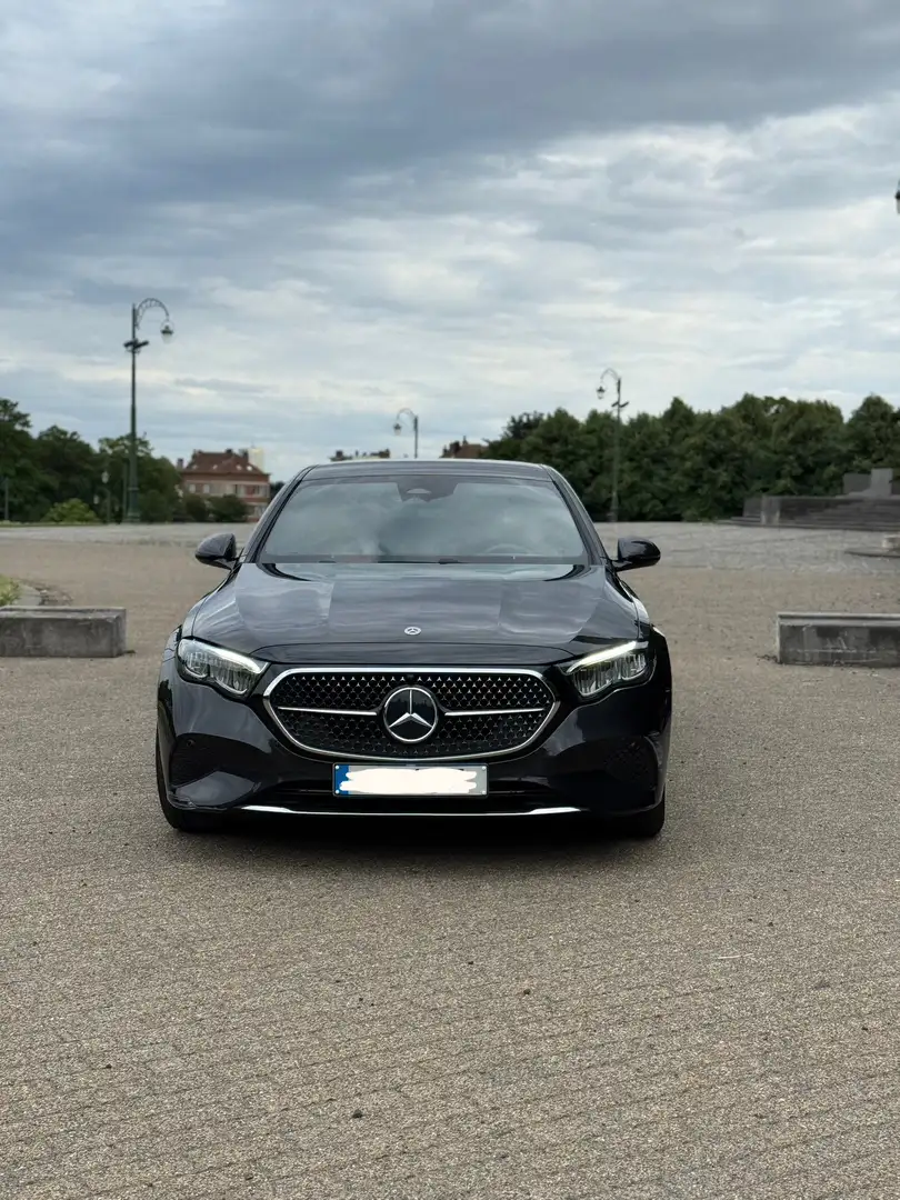 Mercedes-Benz E 220 11000km - 2