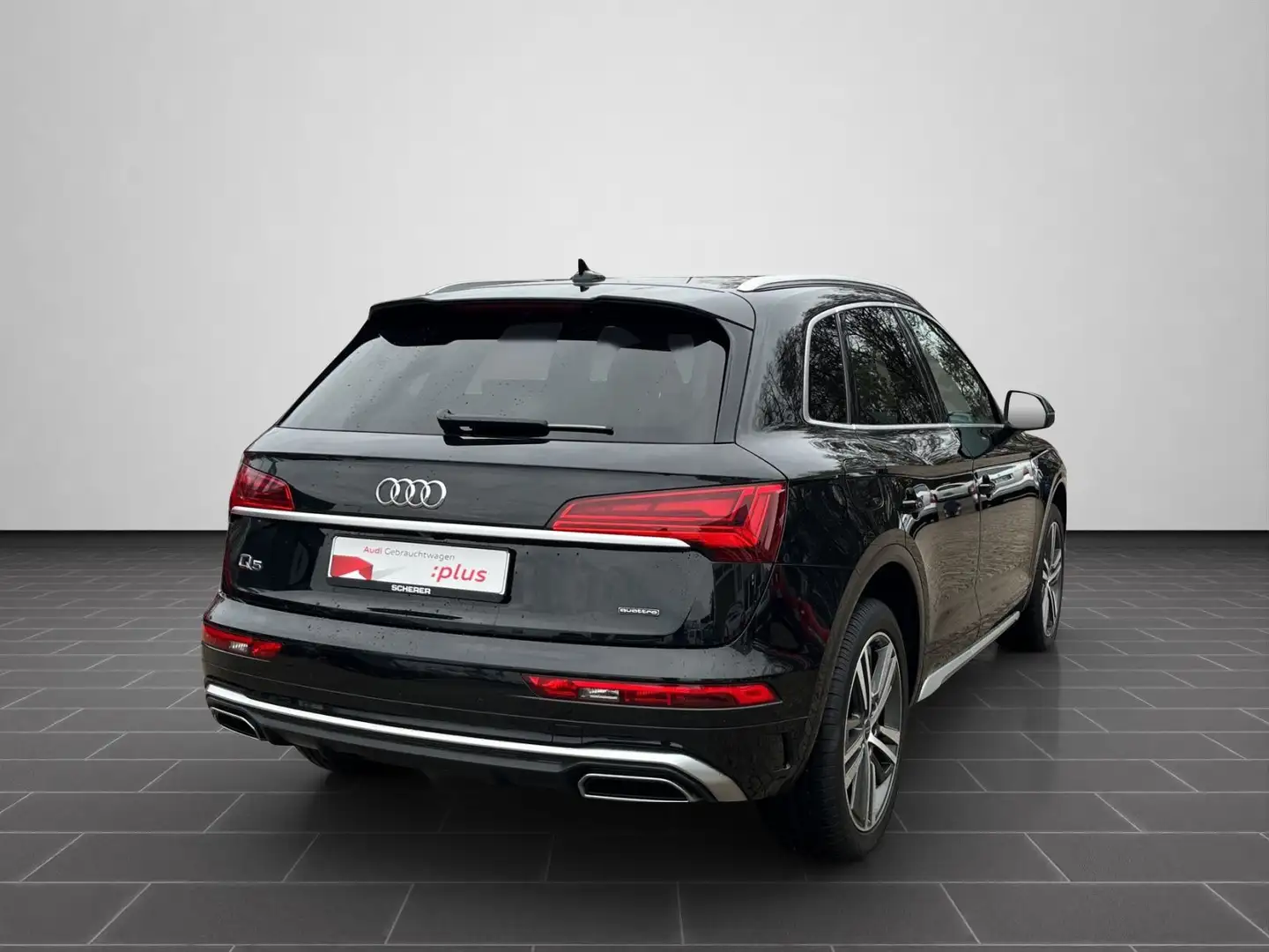 Audi Q5 SUV S line 40 TDI quattro S tronic MATRIX AHK Schwarz - 2