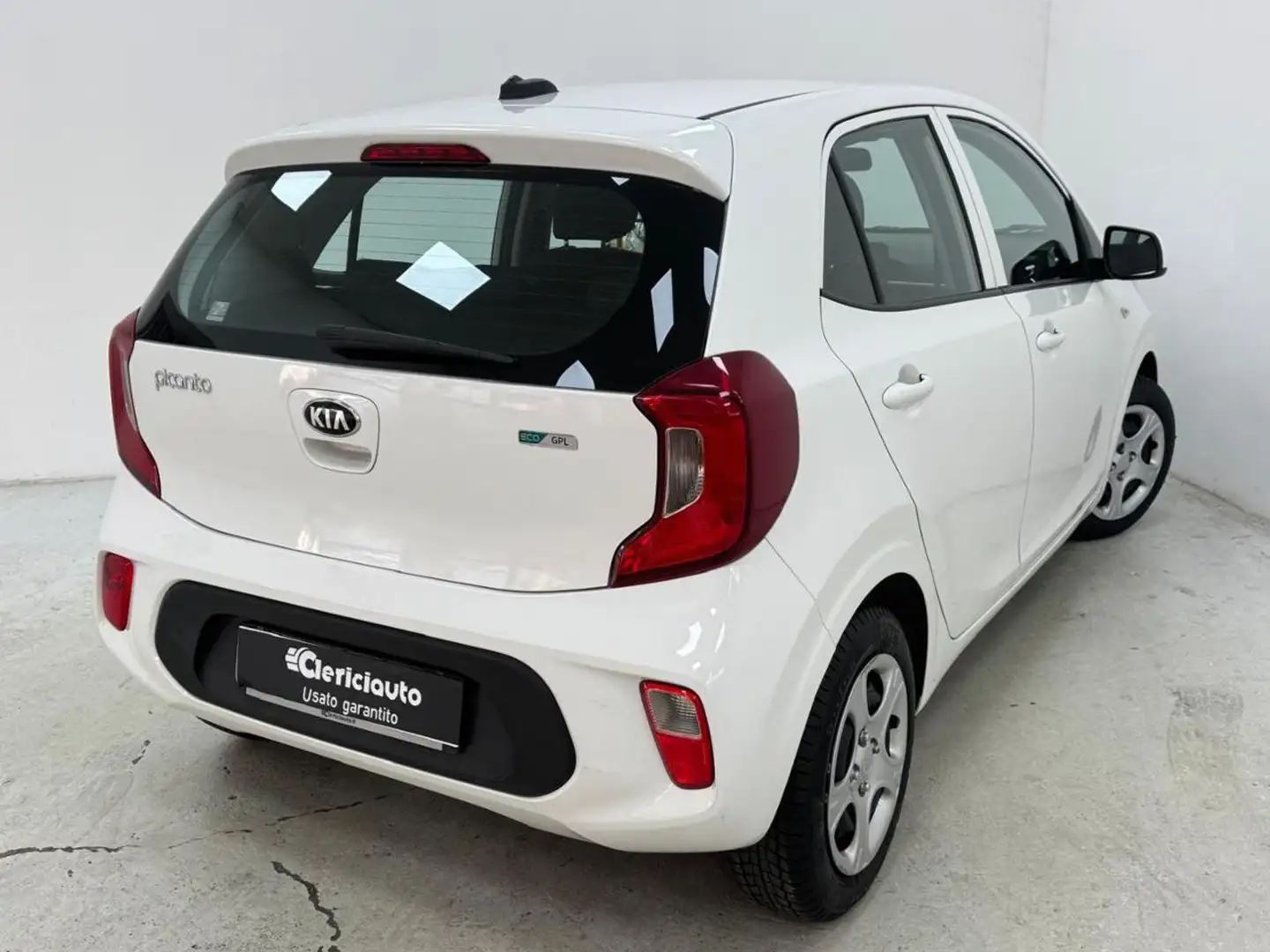 Kia Picanto 1.0 12V GPL 5 porte Urban Weiß - 2