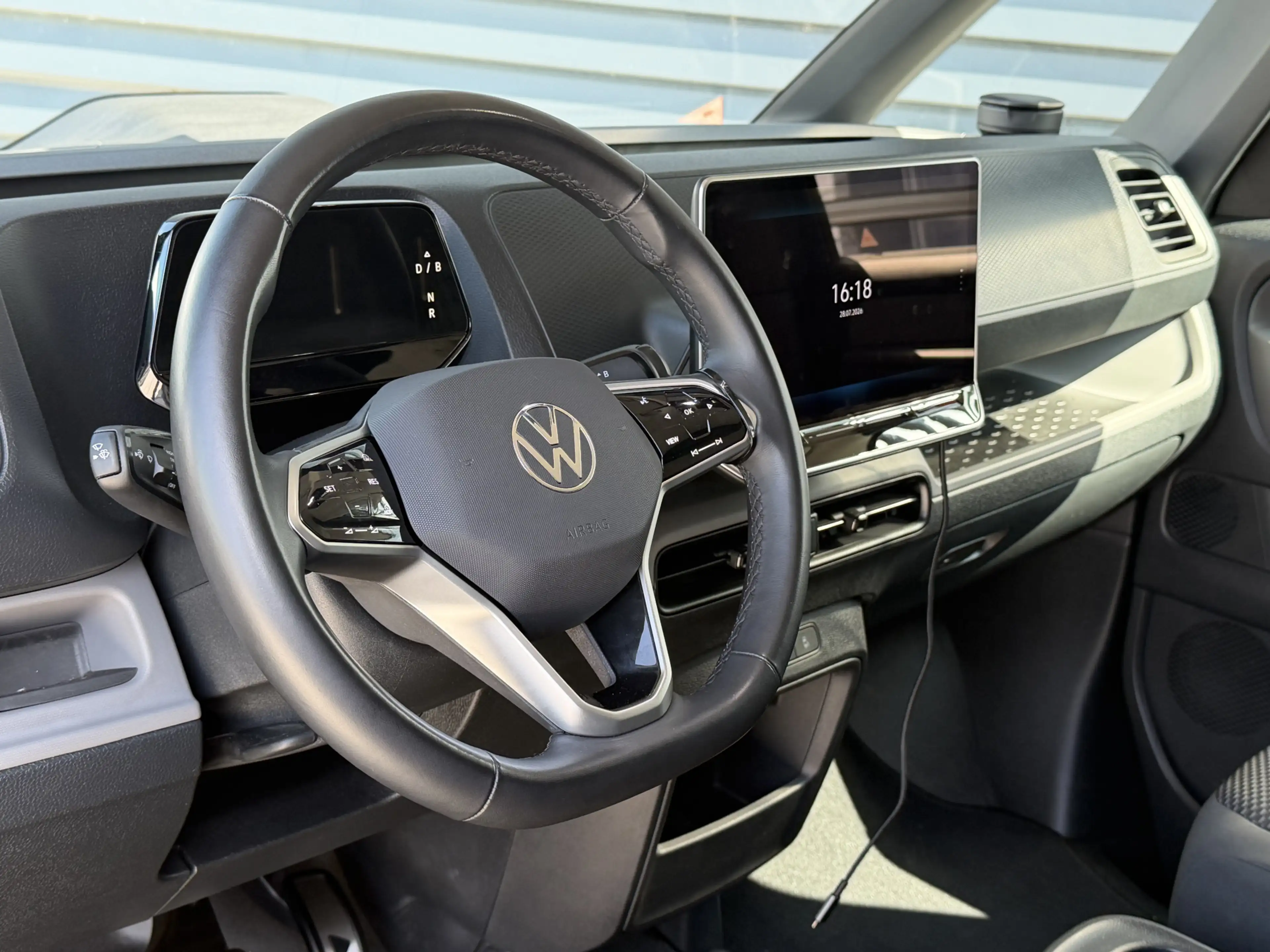 Volkswagen ID. Buzz Cargo Bulli edition 79 kWh — photo 4