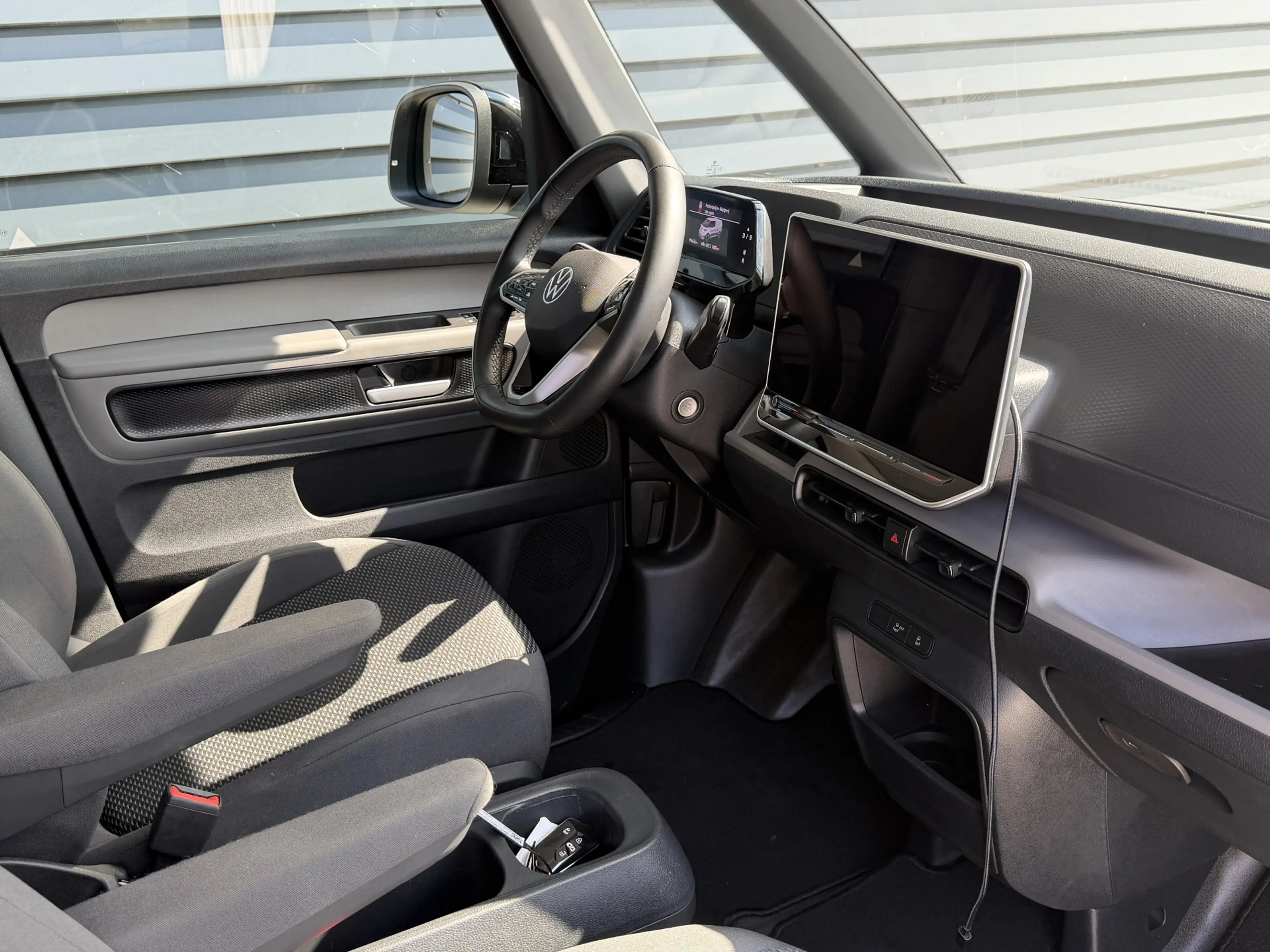 Volkswagen ID. Buzz Cargo Bulli edition 79 kWh — photo 12