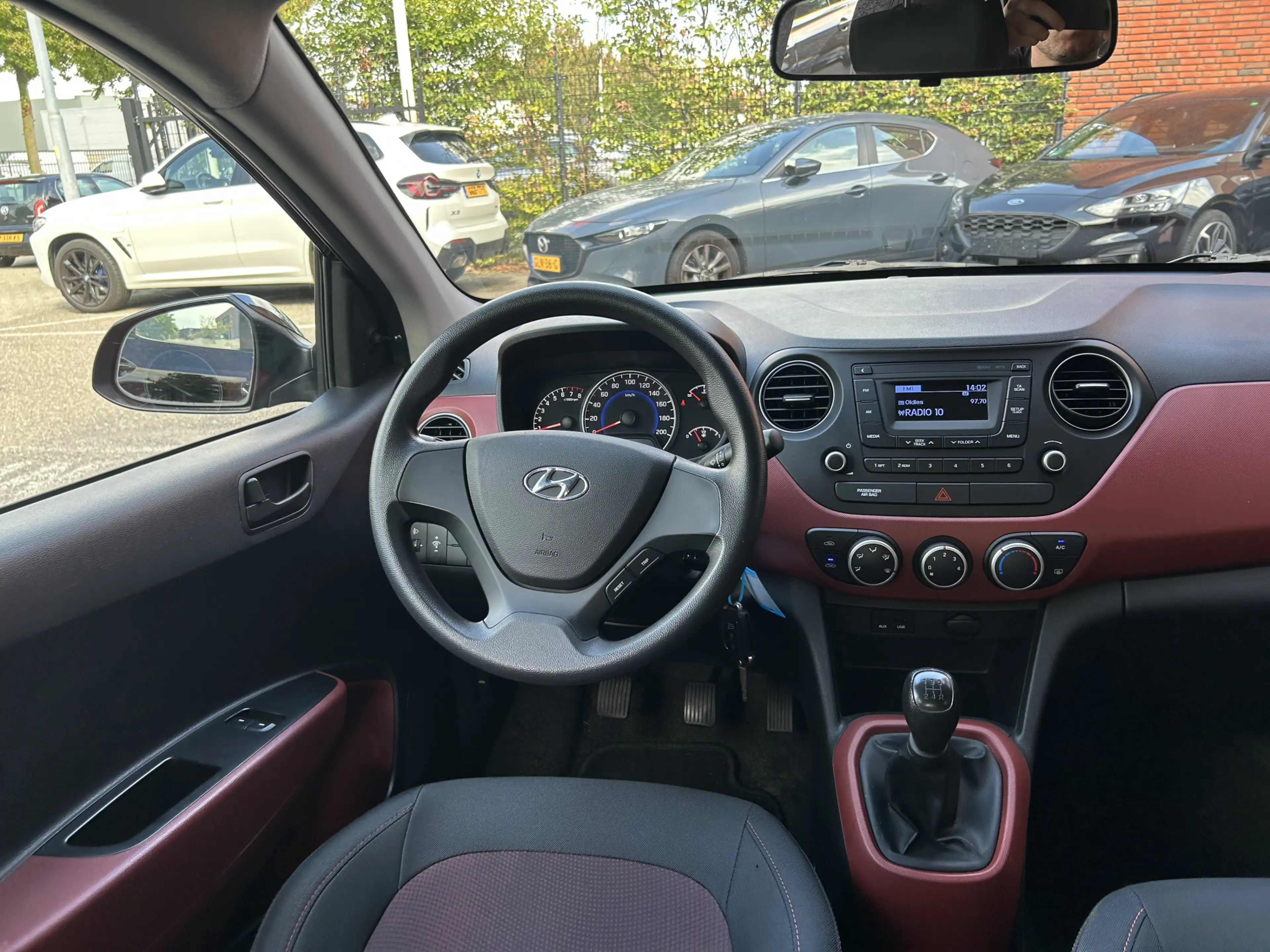 Hyundai i10 1.0i Comfort 5p. // AIRCO // ELEK. RAMEN — photo 8