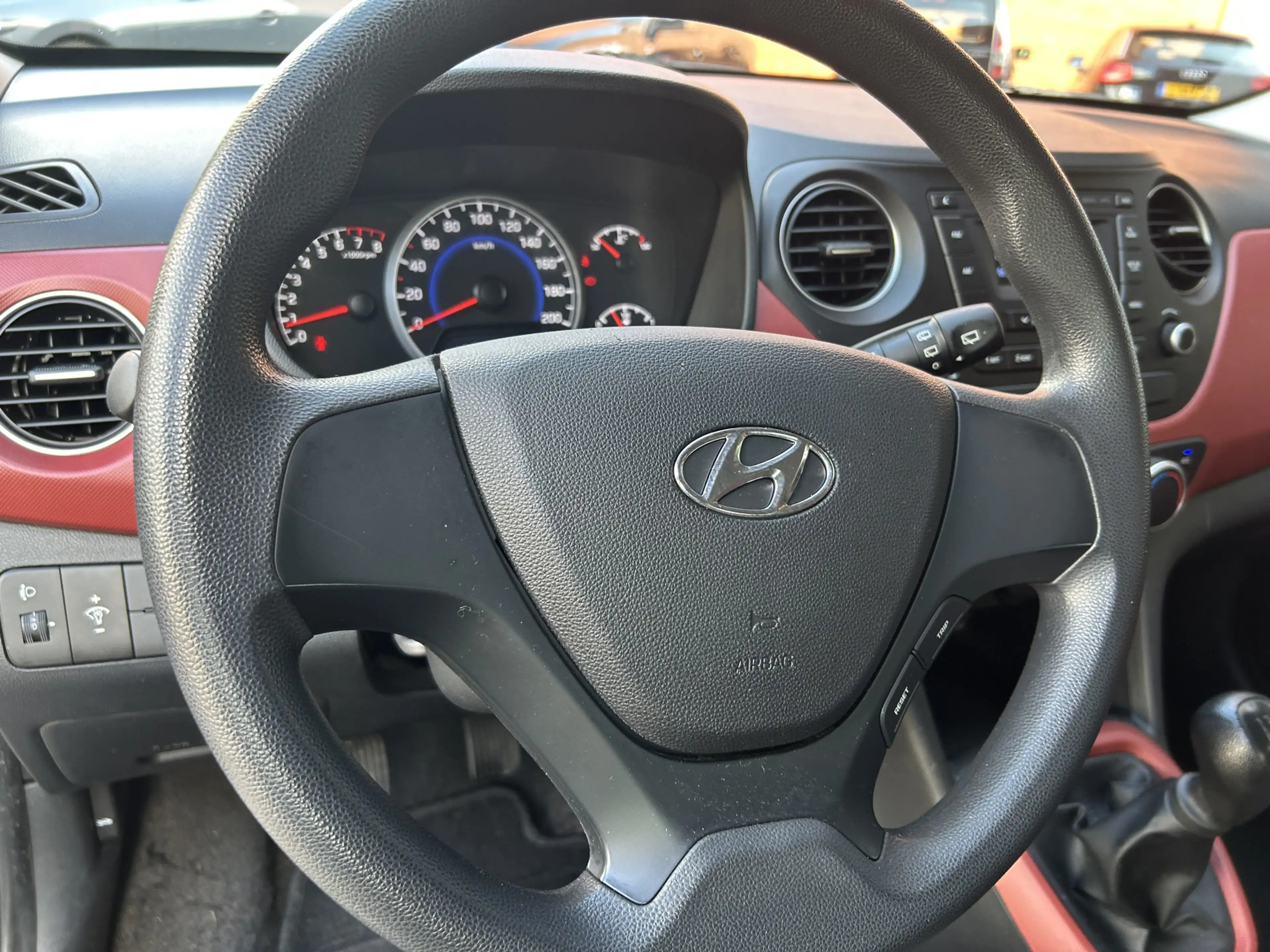 Hyundai i10 1.0i Comfort 5p. // AIRCO // ELEK. RAMEN — photo 7