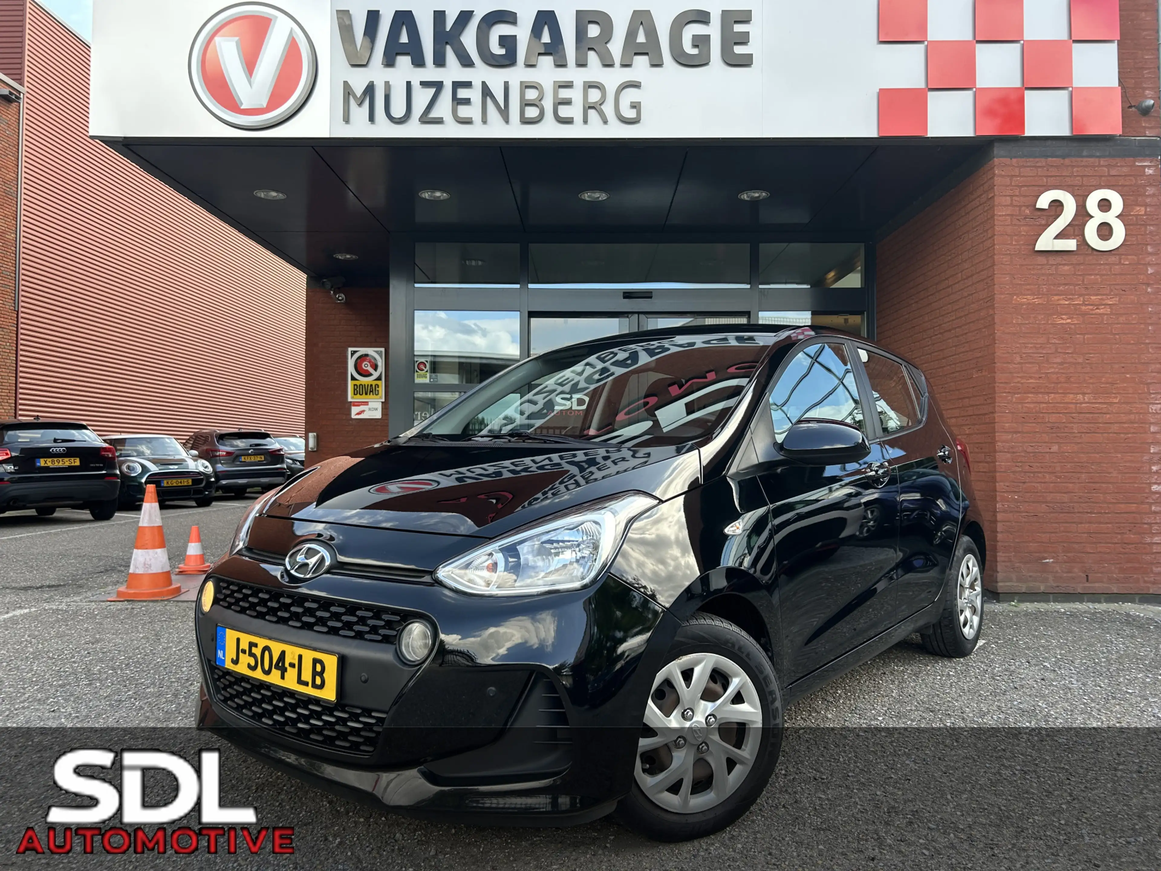 Hyundai i10 1.0i Comfort 5p. // AIRCO // ELEK. RAMEN