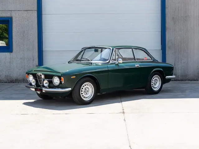 Alfa Romeo GT GT 1300 Junior Scalino