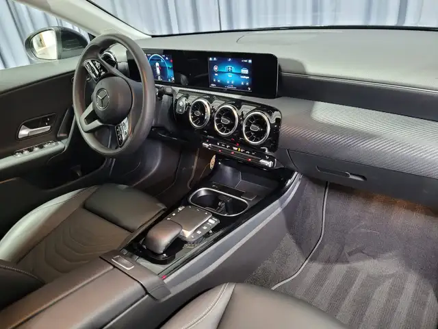 Mercedes-Benz CLA view 10
