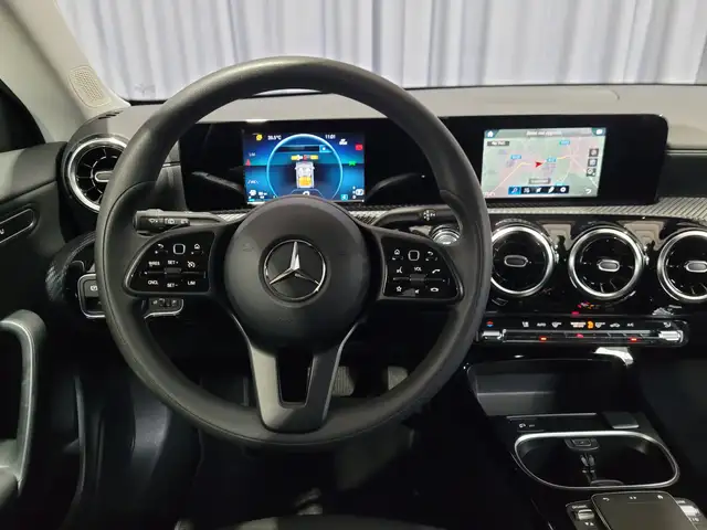 Mercedes-Benz CLA view 15