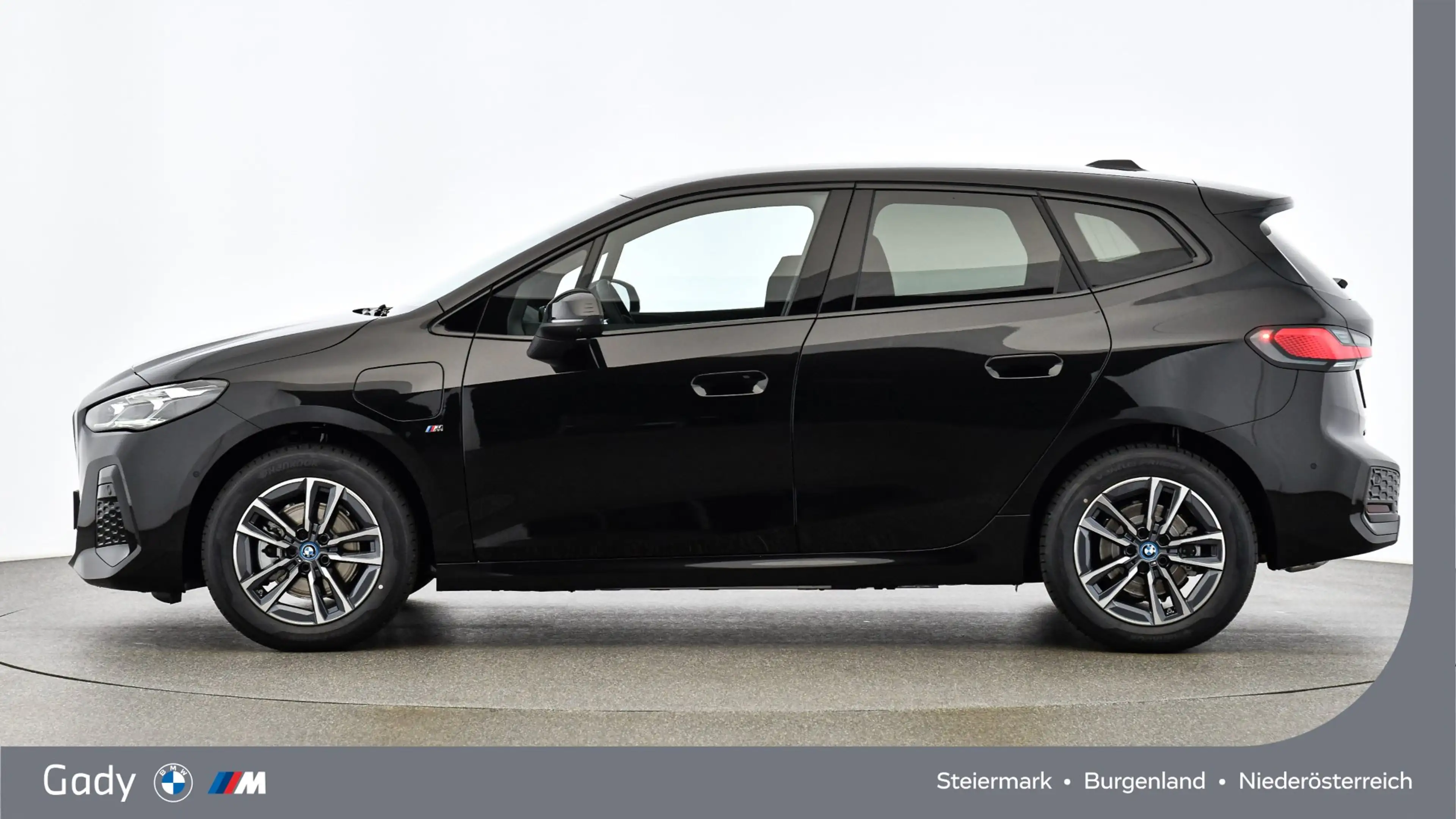 BMW 225 e xDrive — photo 3