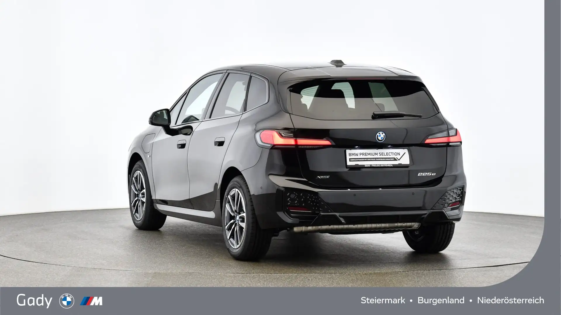 BMW 225 e xDrive Schwarz - 2