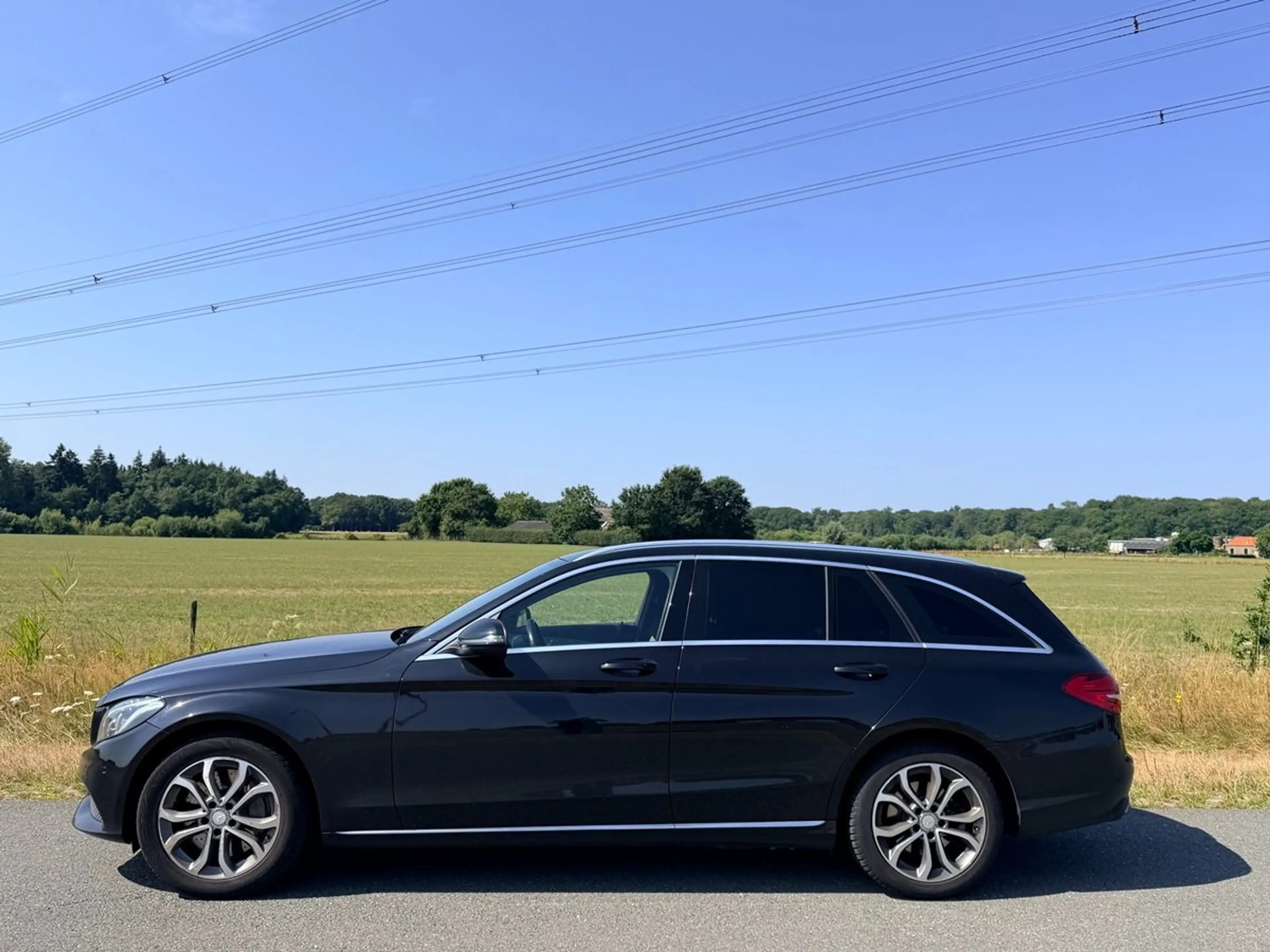 Mercedes-Benz C 350 350 e Lease Edition, Navi, Leer, LED, Camera, ECC — photo 3