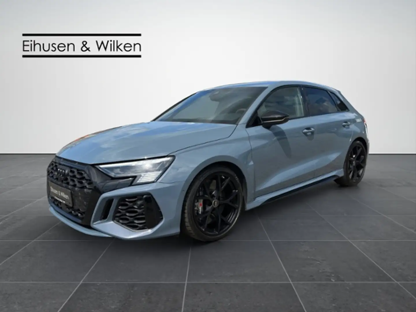Audi RS3 Sportback +RS-SPORTABGAS+RS-KERAMIK+RS-DESIGN+ Grau - 2