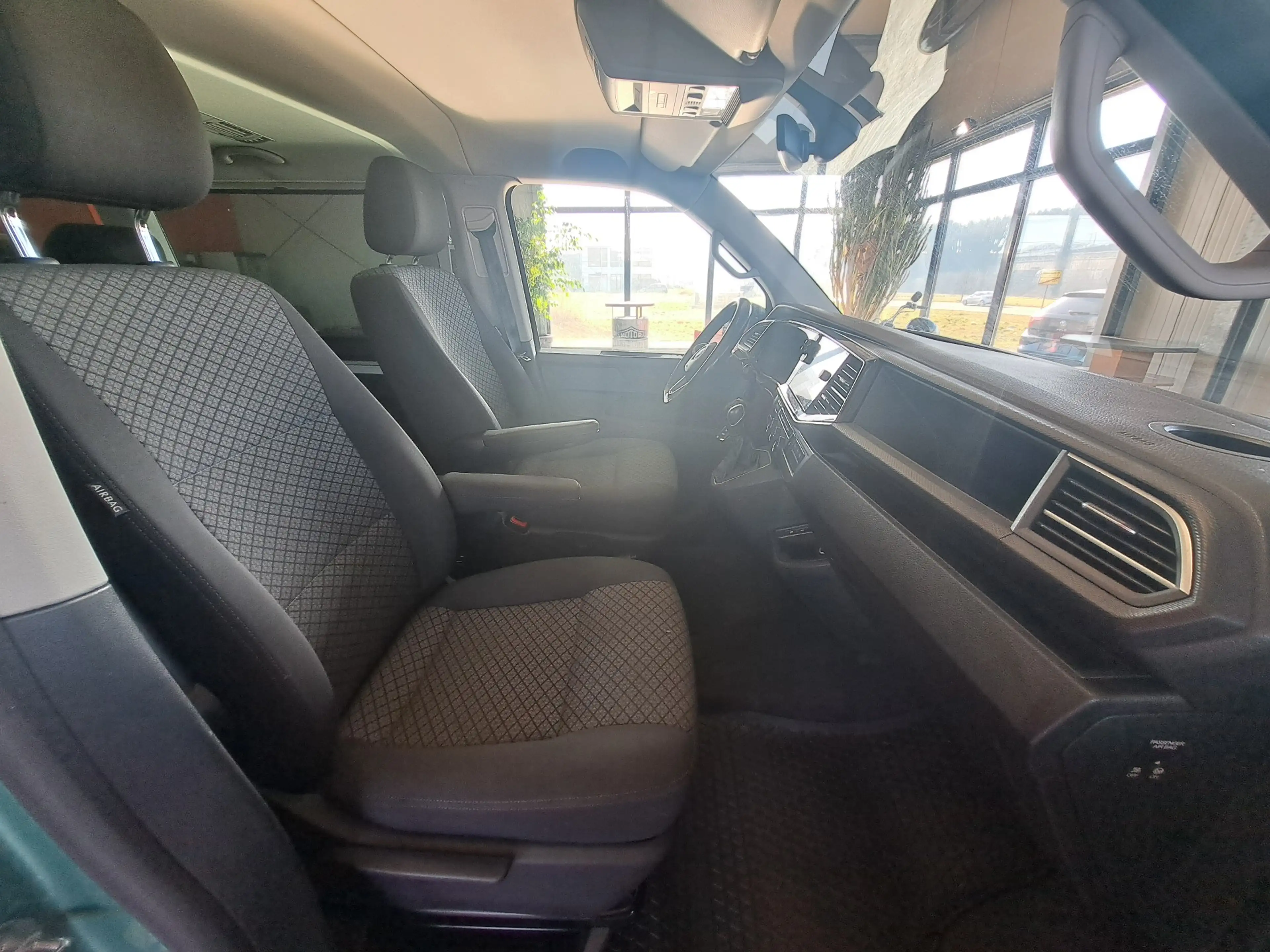 Volkswagen T6.1 Multivan 2.0 TDI Trendline DSG AHK/Standh./8-fach Alu! — photo 10
