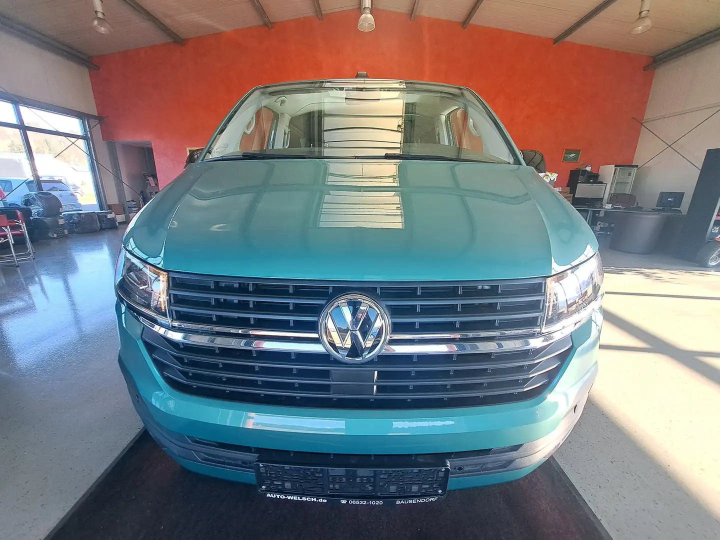 Volkswagen T6.1 Multivan 2.0 TDI Trendline DSG AHK/Standh./8-fach Alu! Gri - 2
