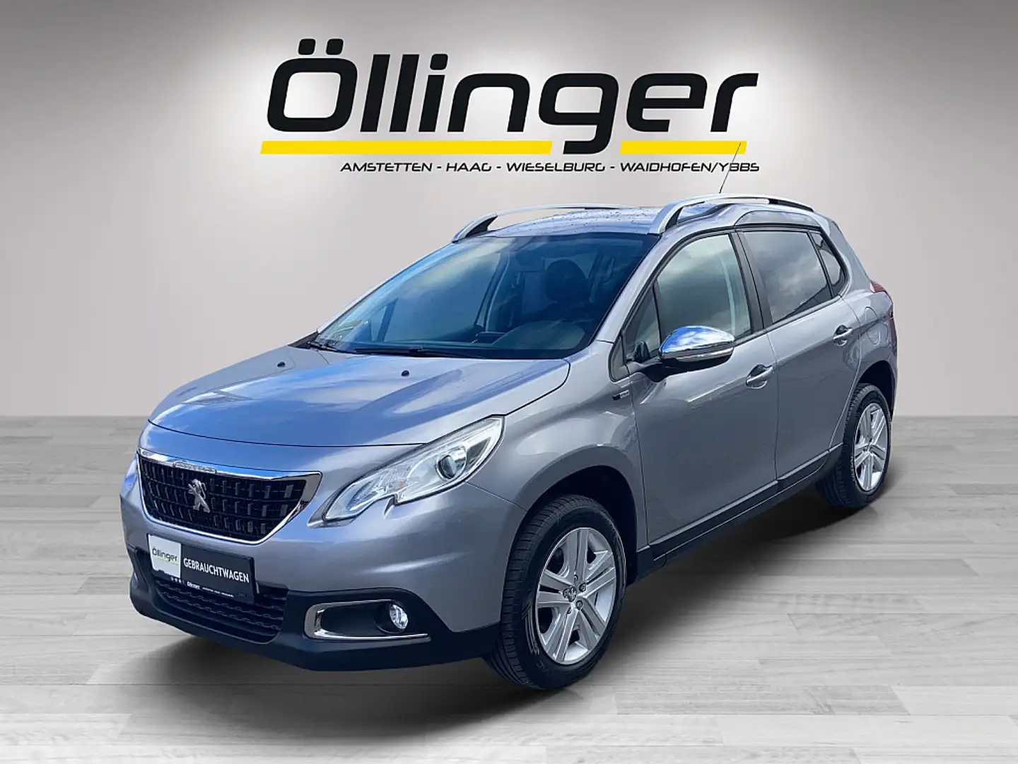 Peugeot 2008 1,2 PureTech 110 S&S Style Silber - 1