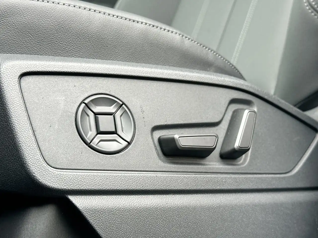 Audi Q5 снимка Audi Q5