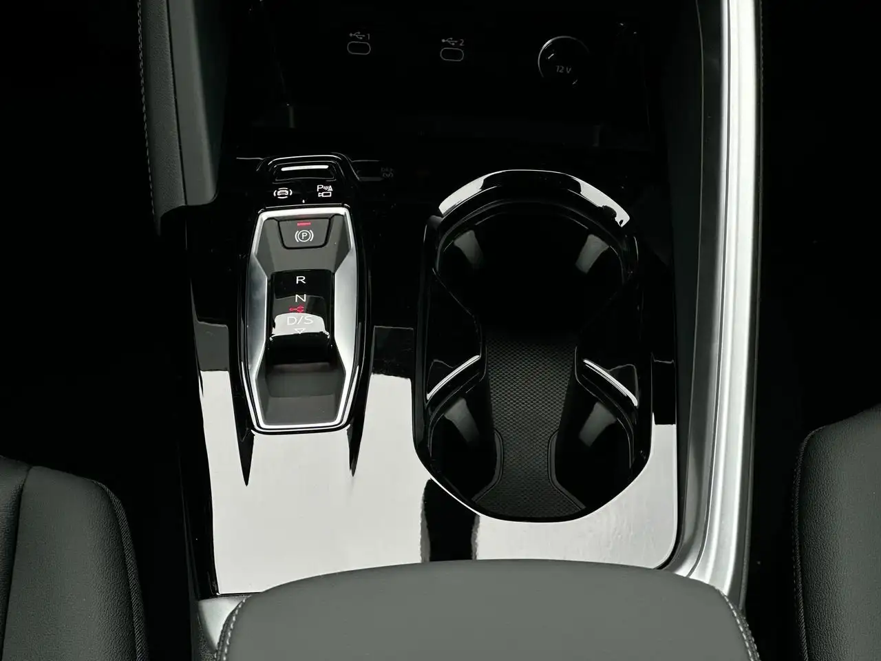 Audi Q5 снимка Audi Q5