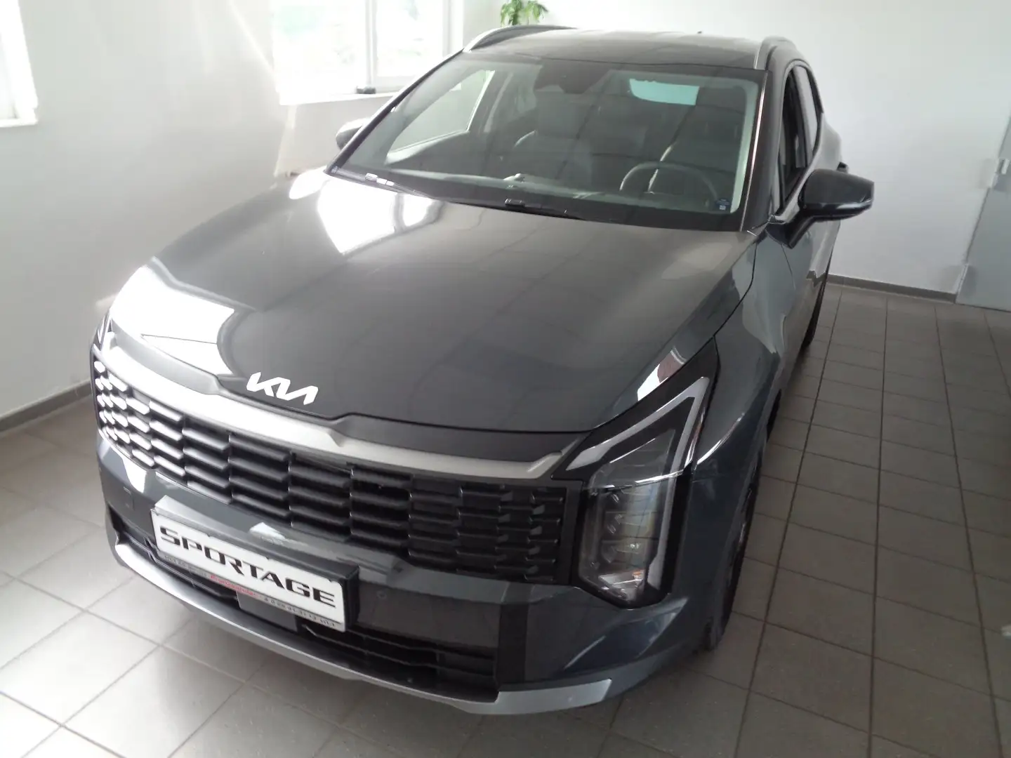 Kia Sportage 1.6 T-GDI AWD Vision Komf.Automatik Gris - 1