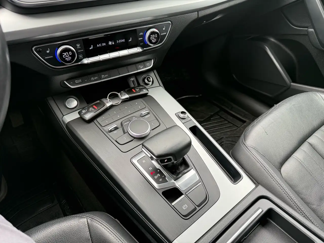 Audi Q5 fotografie Audi Q5